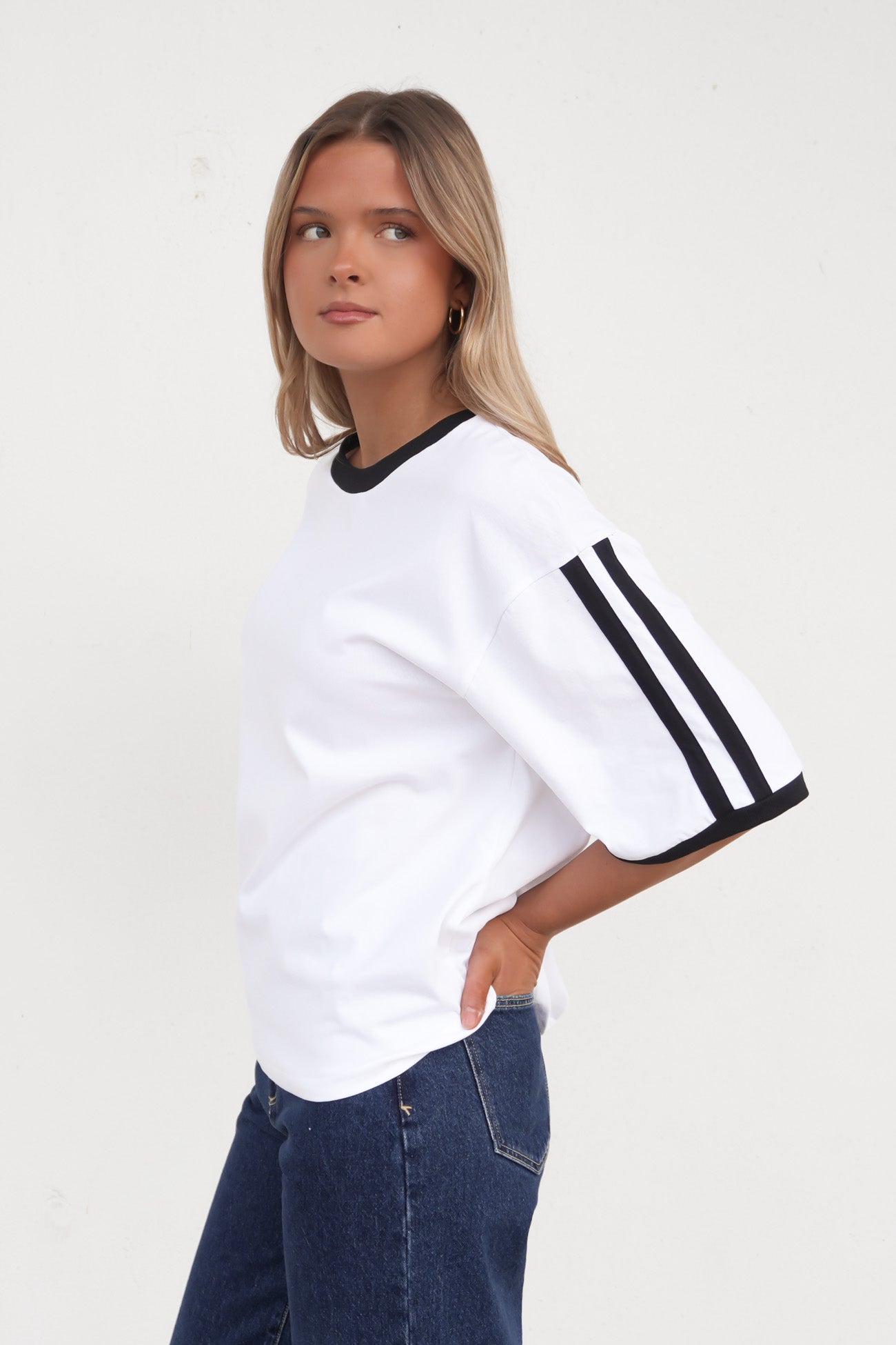 Ella Tee White Black