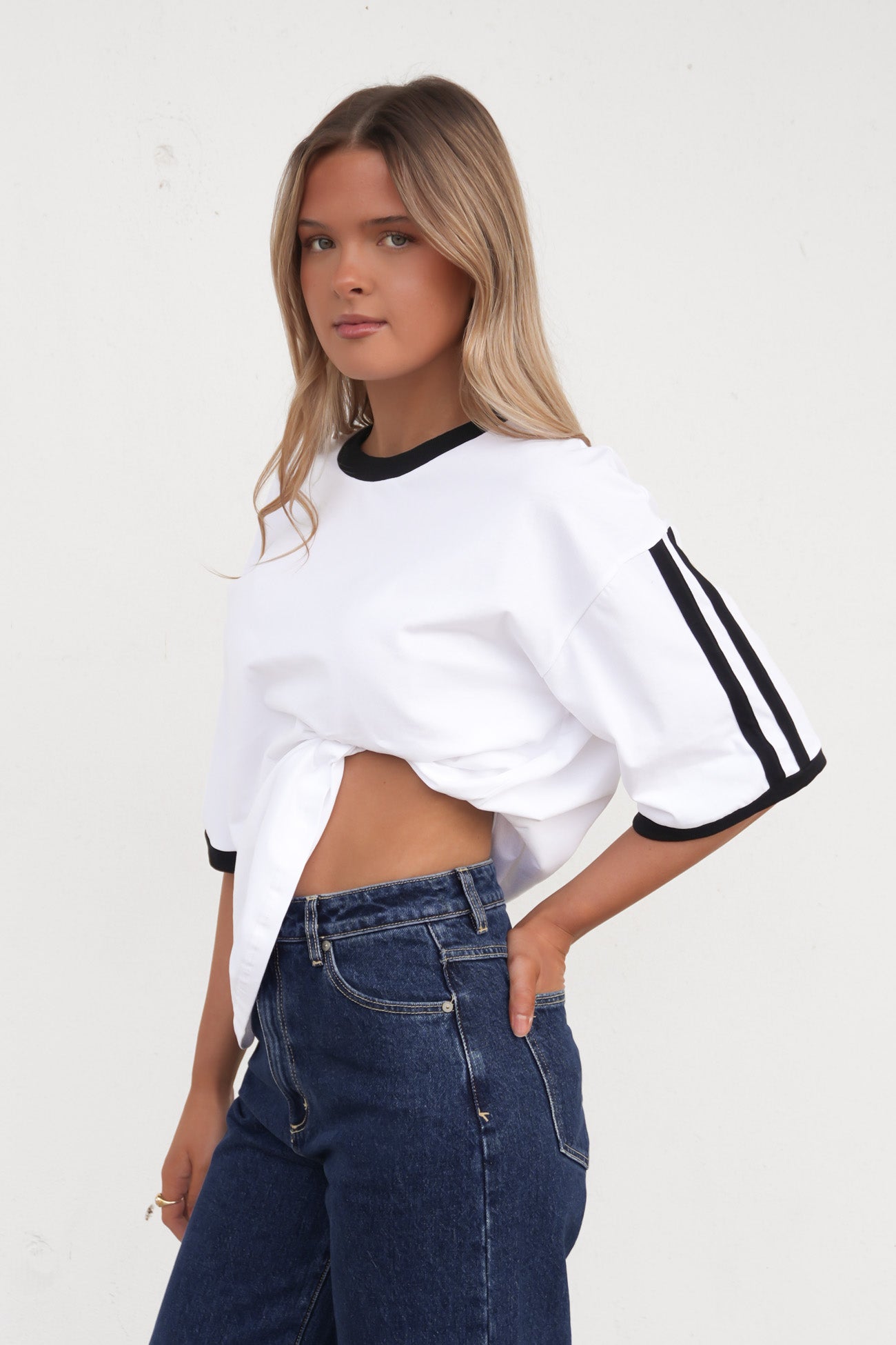 Ella Tee White Black