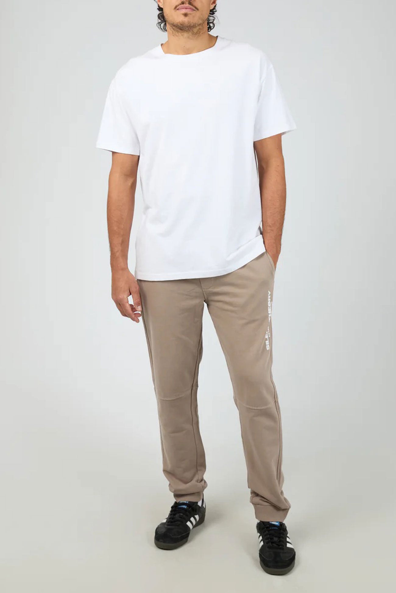 Essential Theory Trackpant V2 Mushroom