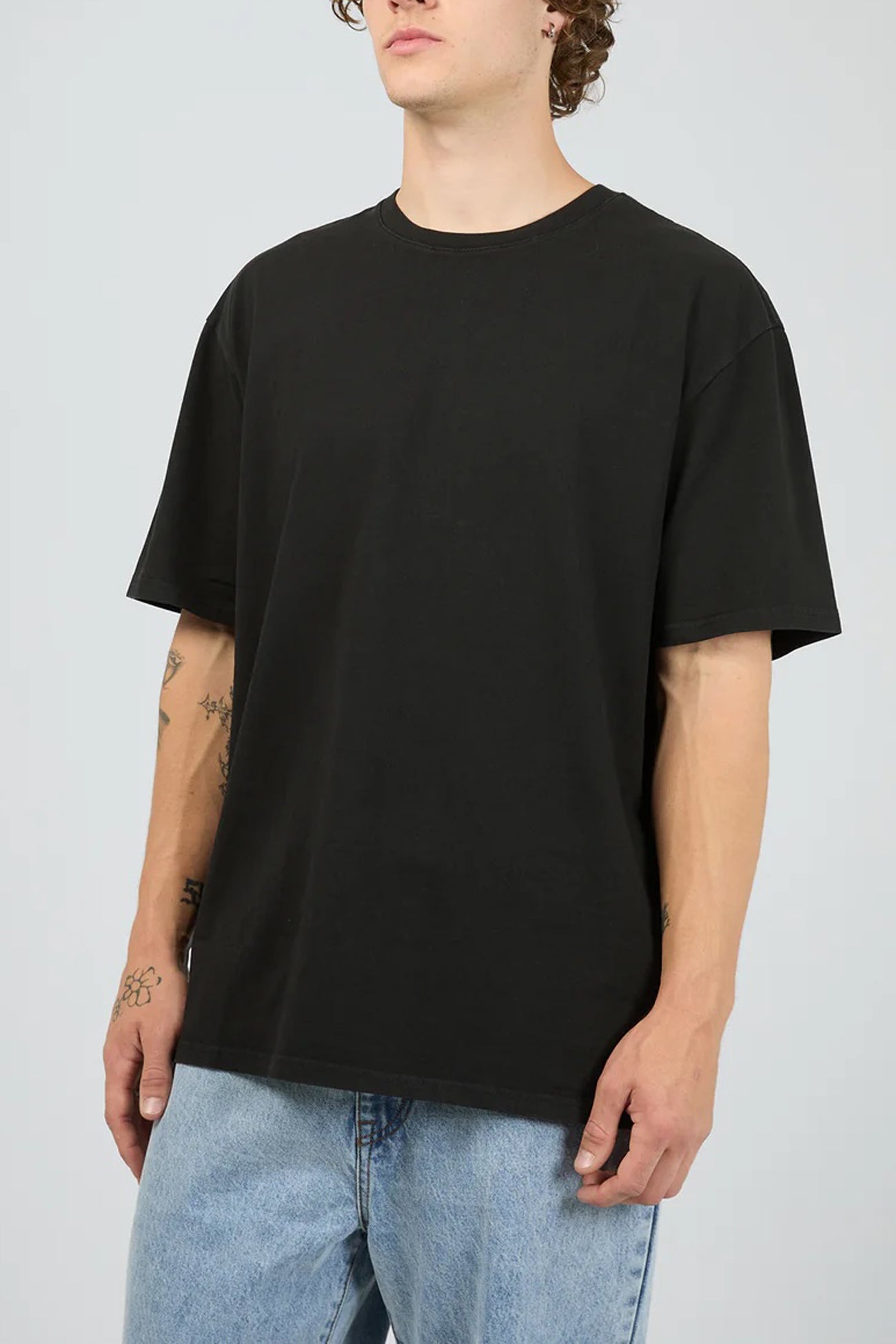 Essential Fit Tee Black