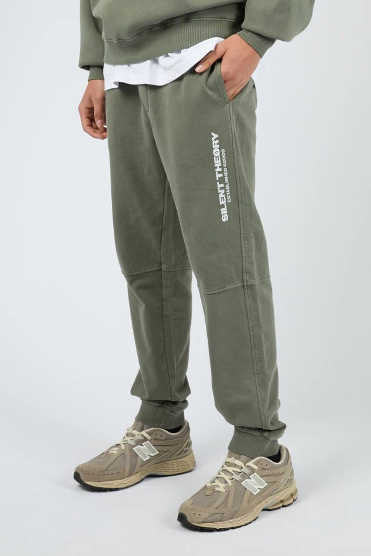Essential Theory Trackpant V2 Eucalyptus