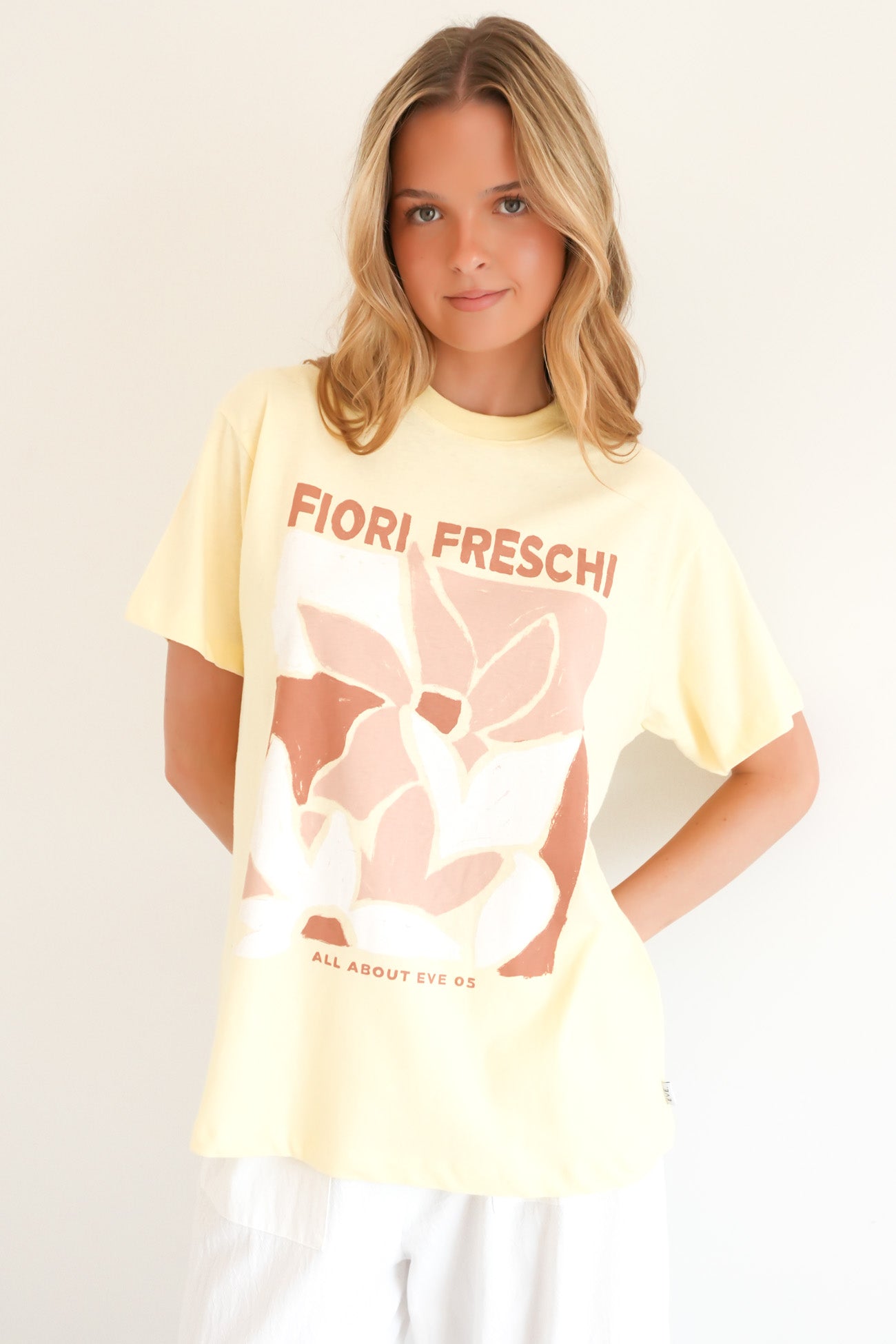 Fiori Freschi Relaxed Tee Yellow