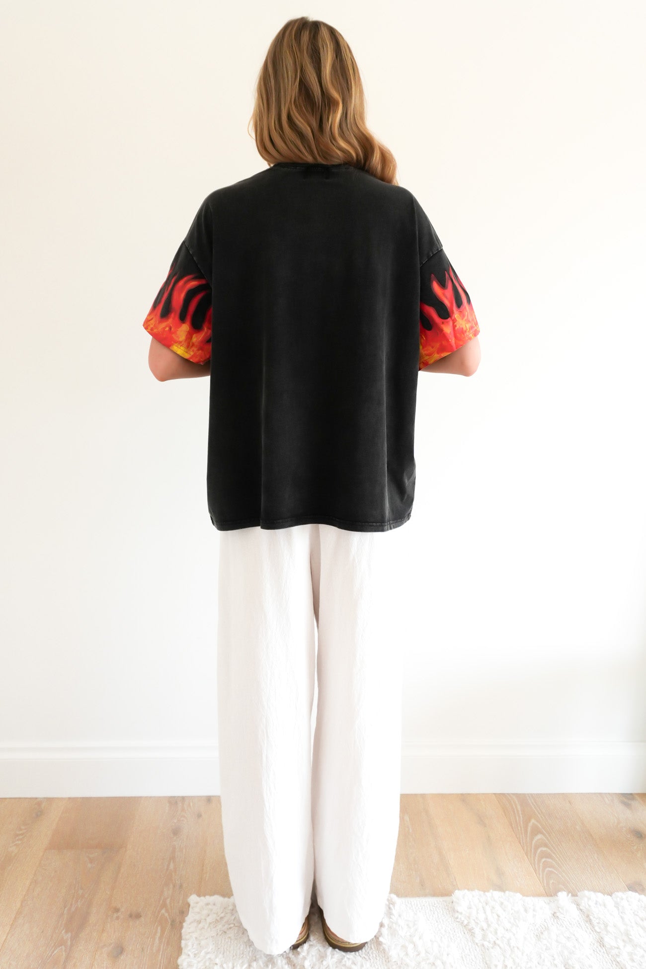 Flames Tee Black Acid Wash