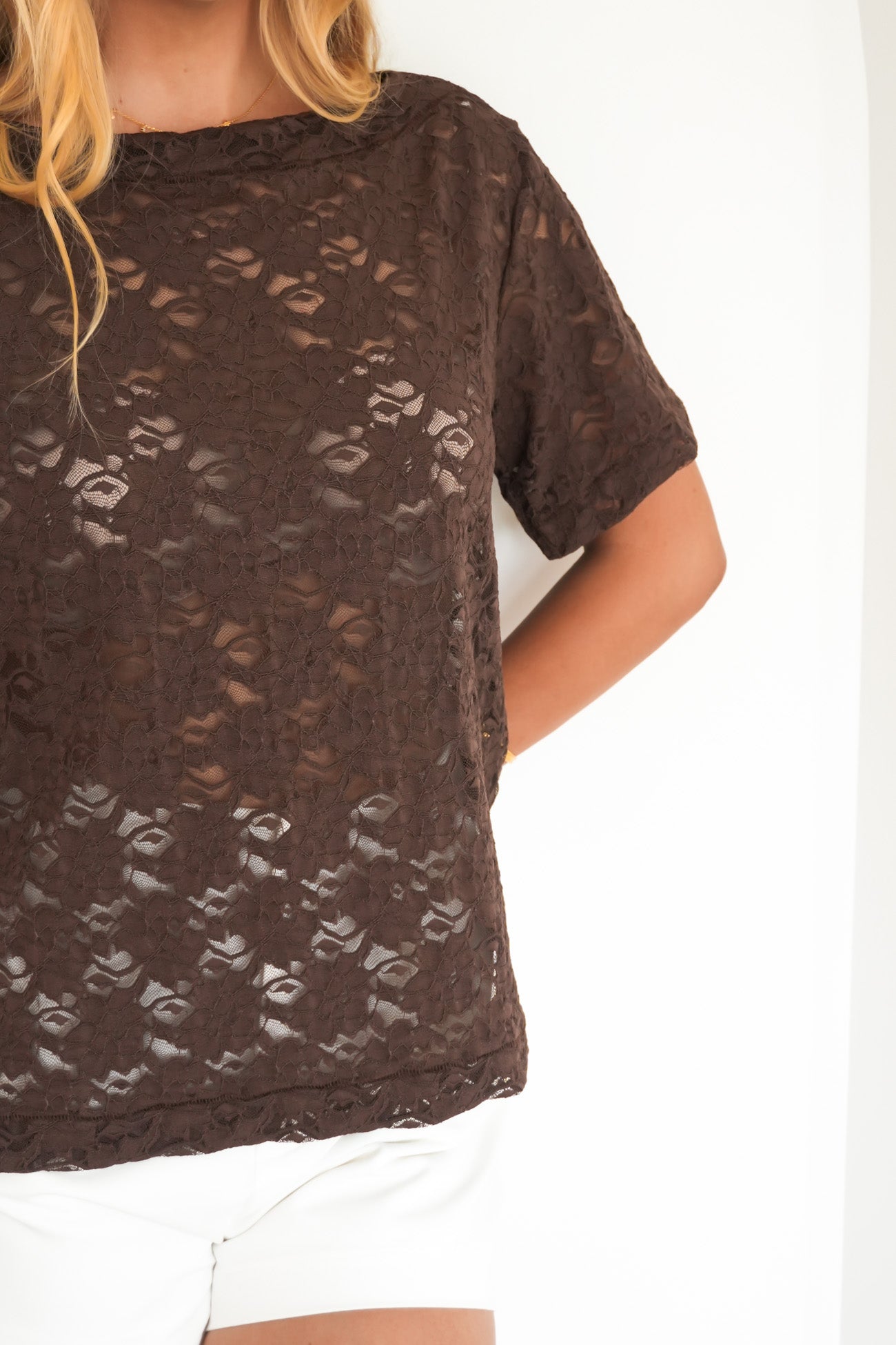 Giorgia Lace Tee Chocolate