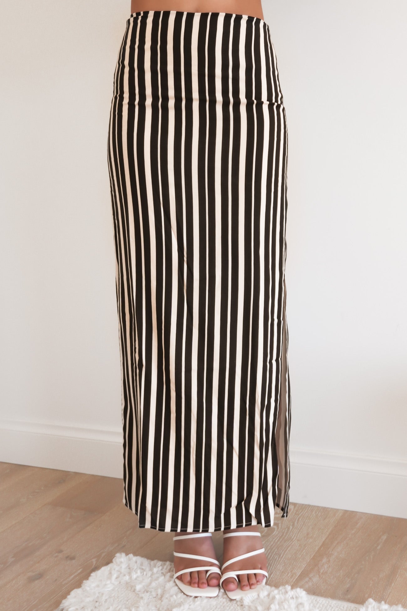 Harlyn Set Black Stripe