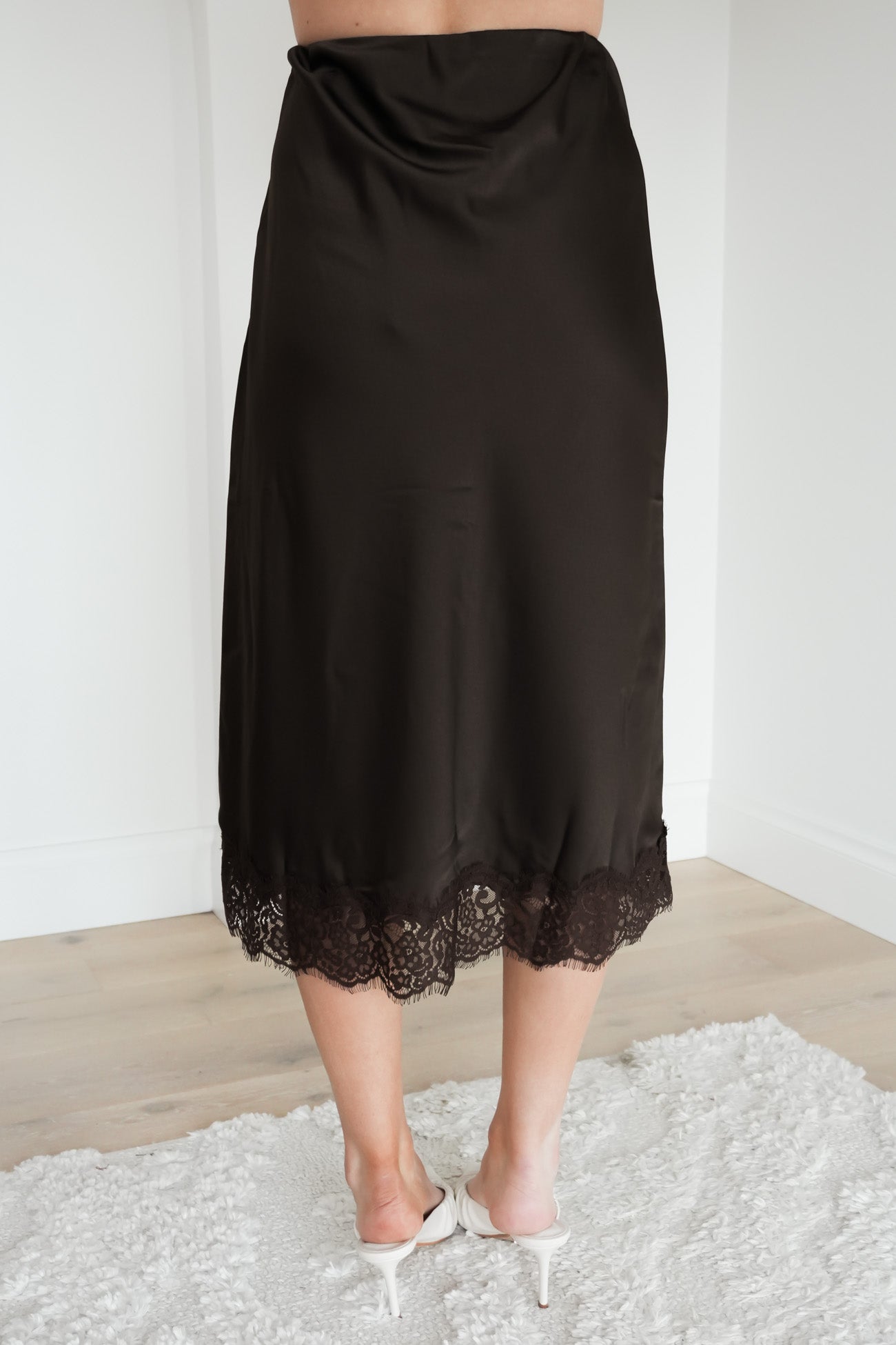 Hava Lace Skirt Coffee