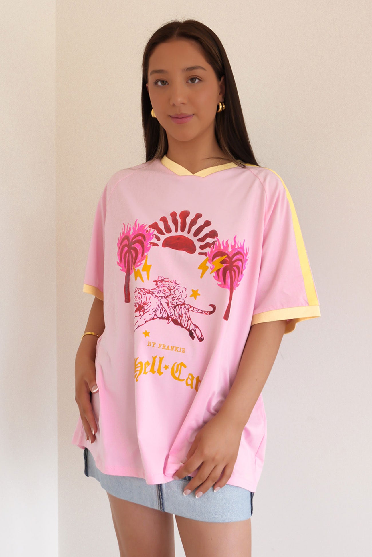 Hell-Cat Tee Pink