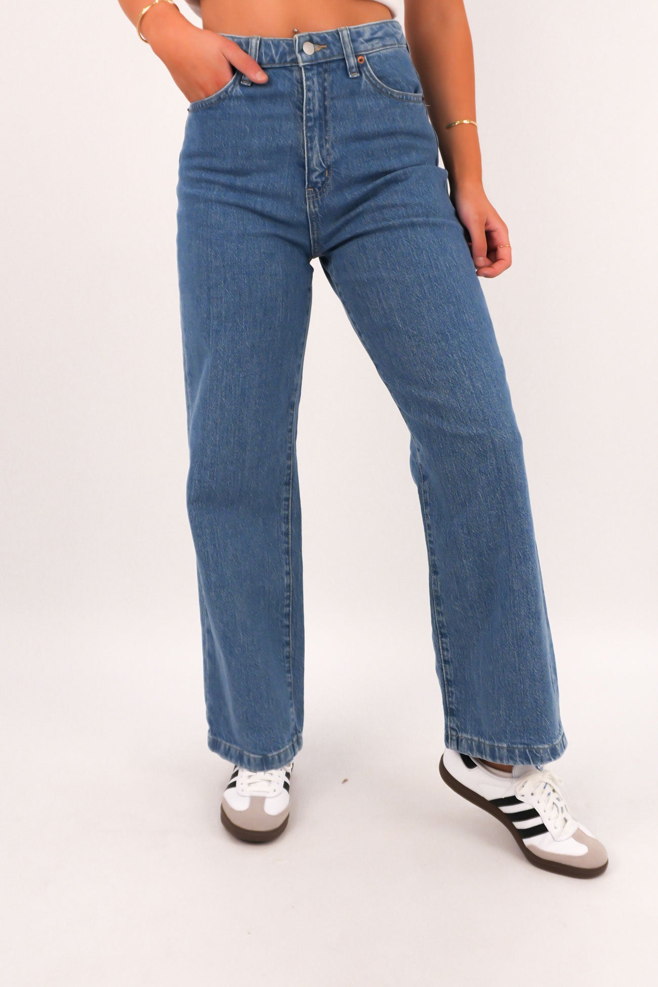 Hi Wide Jean Worn In Blue Petite