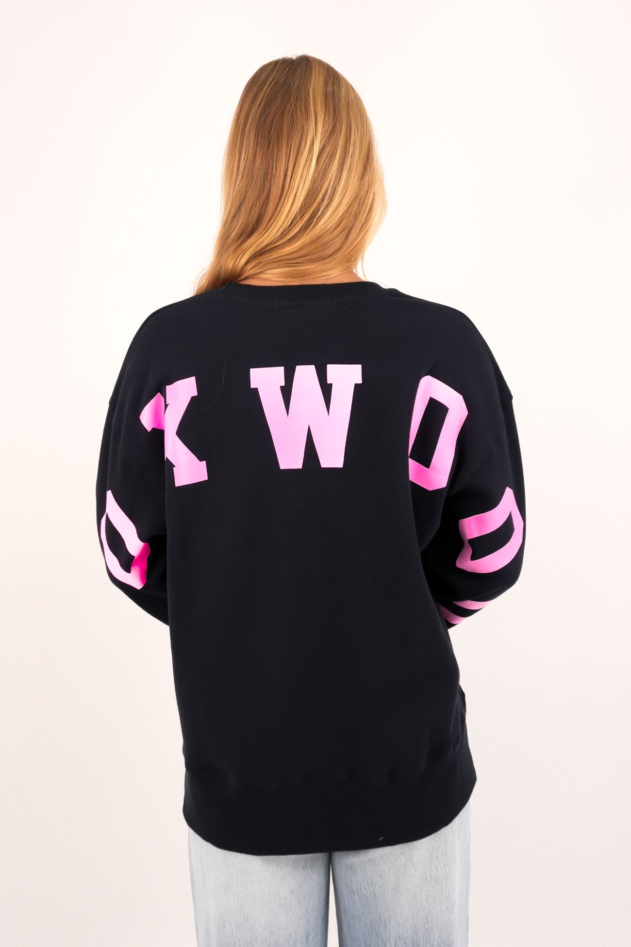 Interval Crew Navy Neon Pink