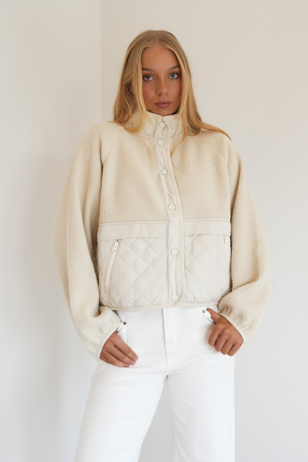 Izak Sherpa Jacket Nougat