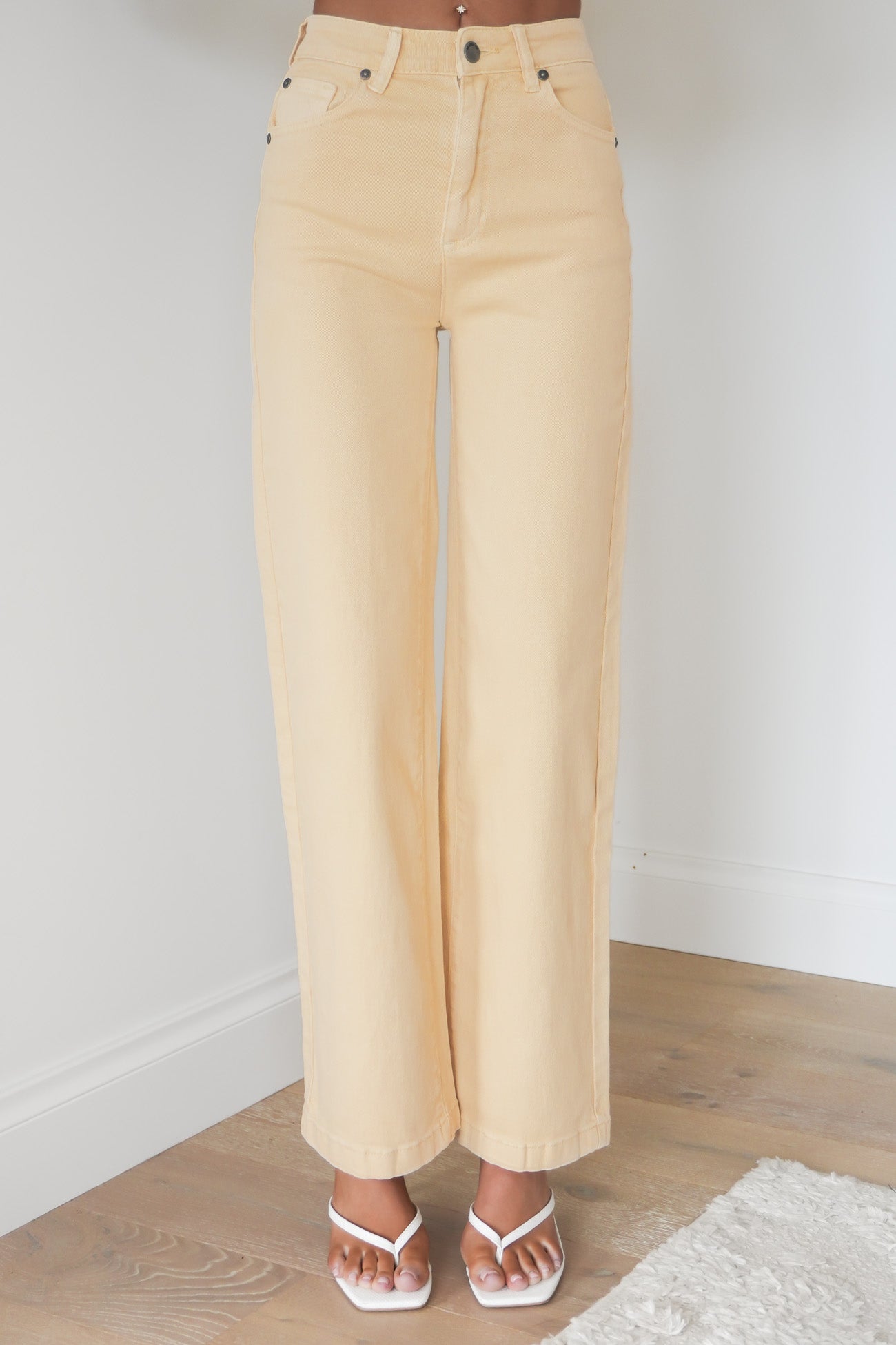 Jacqui Wide Leg Jean Butter
