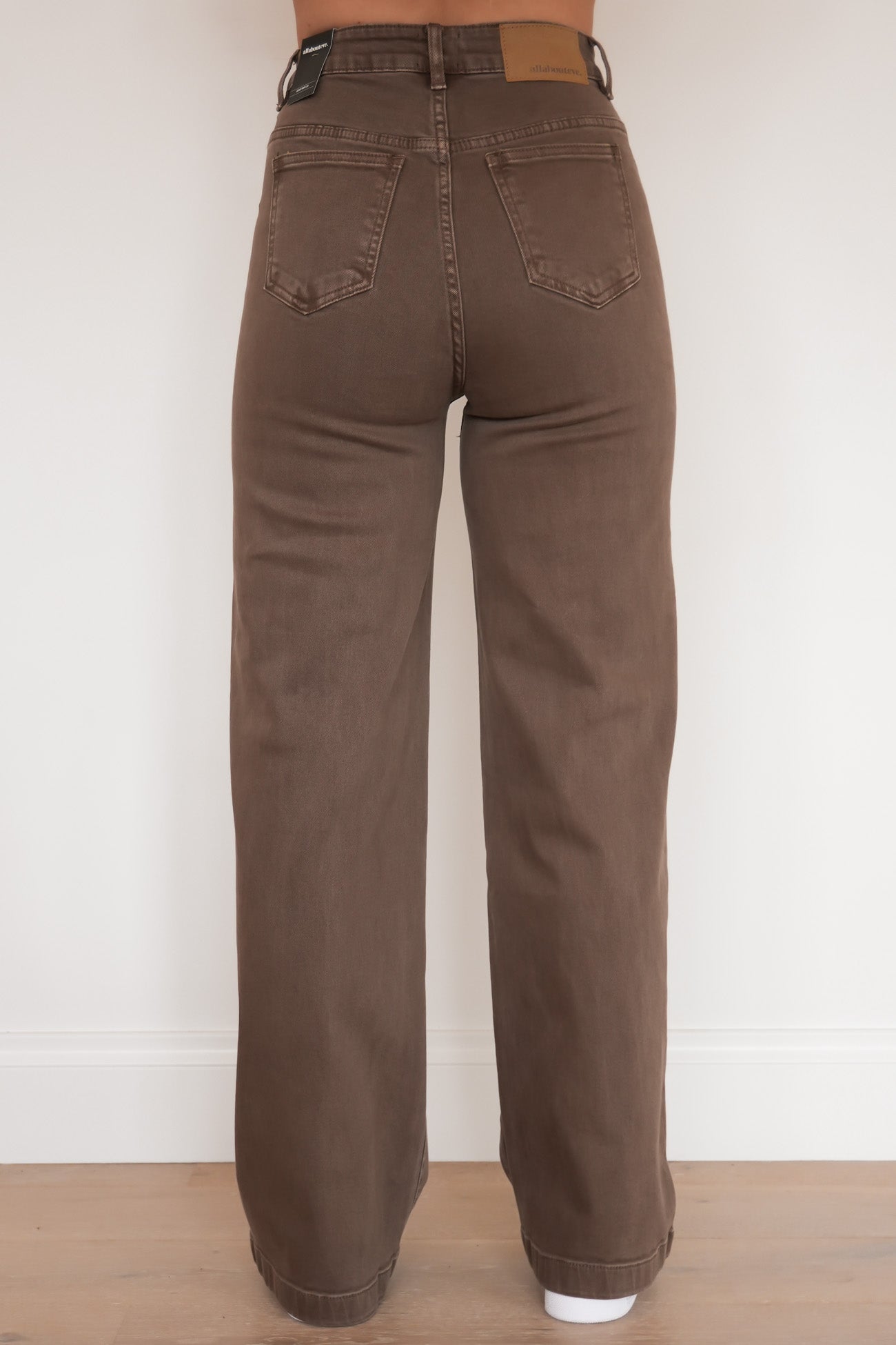 Jacqui Wide Leg Jean Cocoa