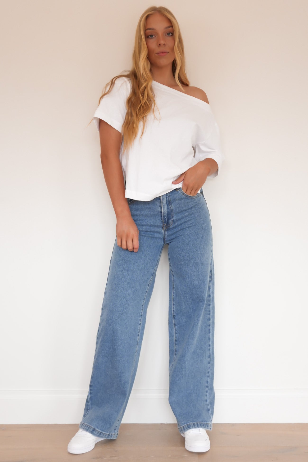 Jacqui Wide Leg Jean Light Blue