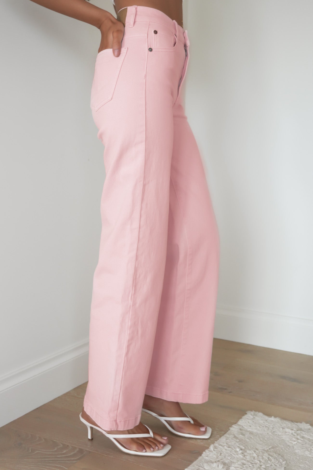 Jacqui Wide Leg Jean Pink