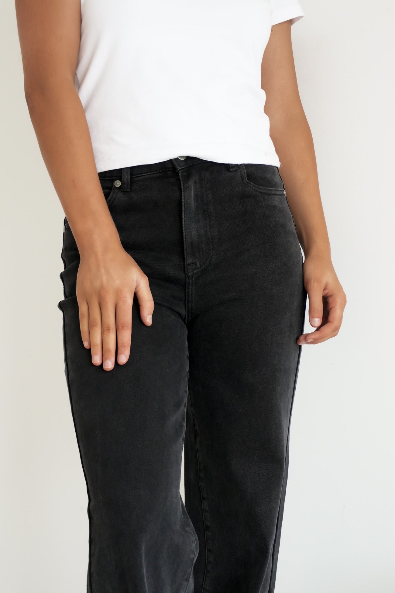 Jacqui Wide Leg Jean Washed Black