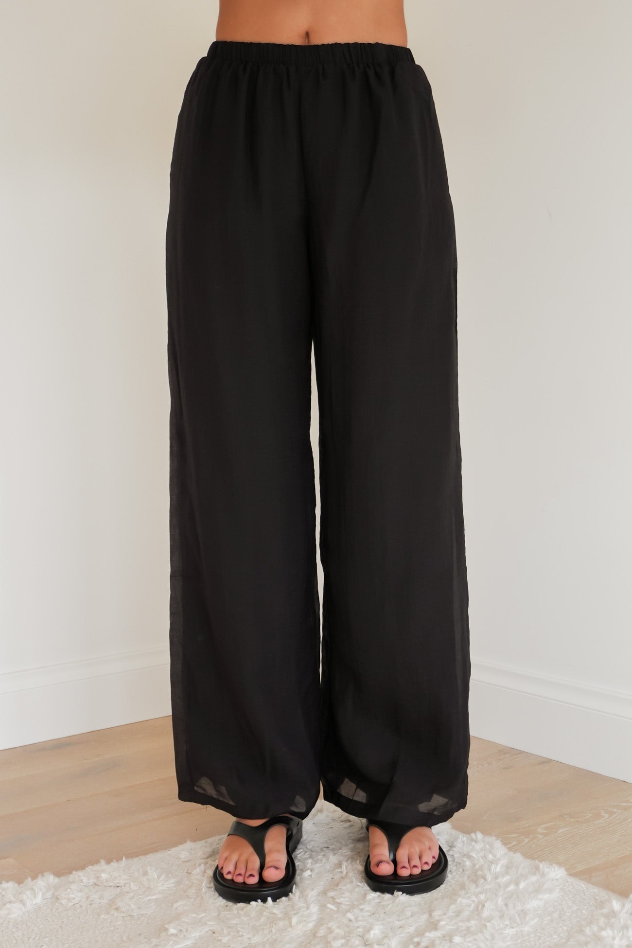 Jahneva Set Black