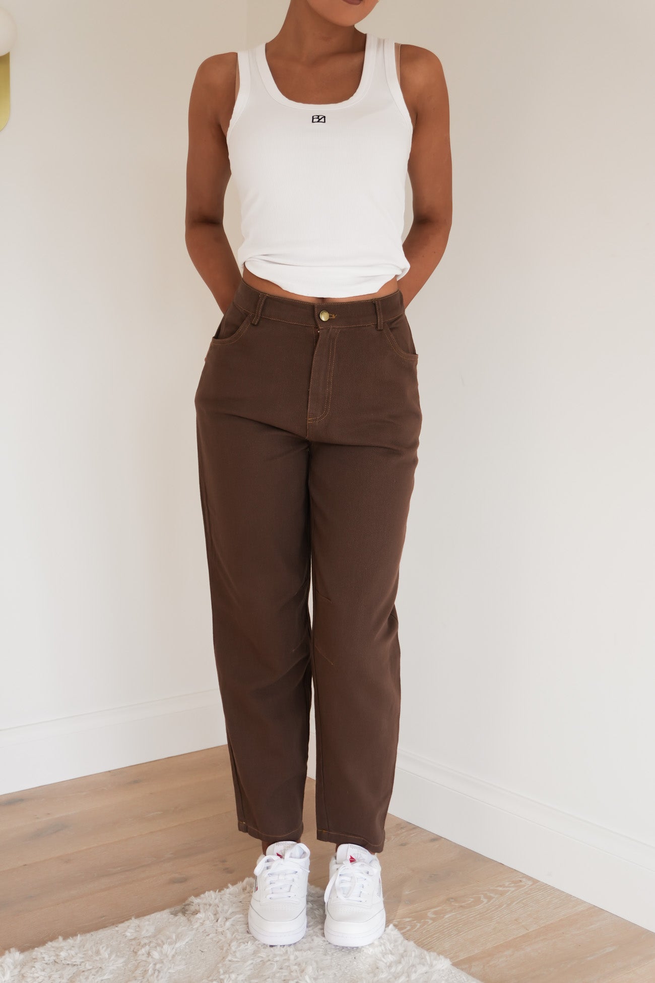 Jaye Barrel Jean Chocolate
