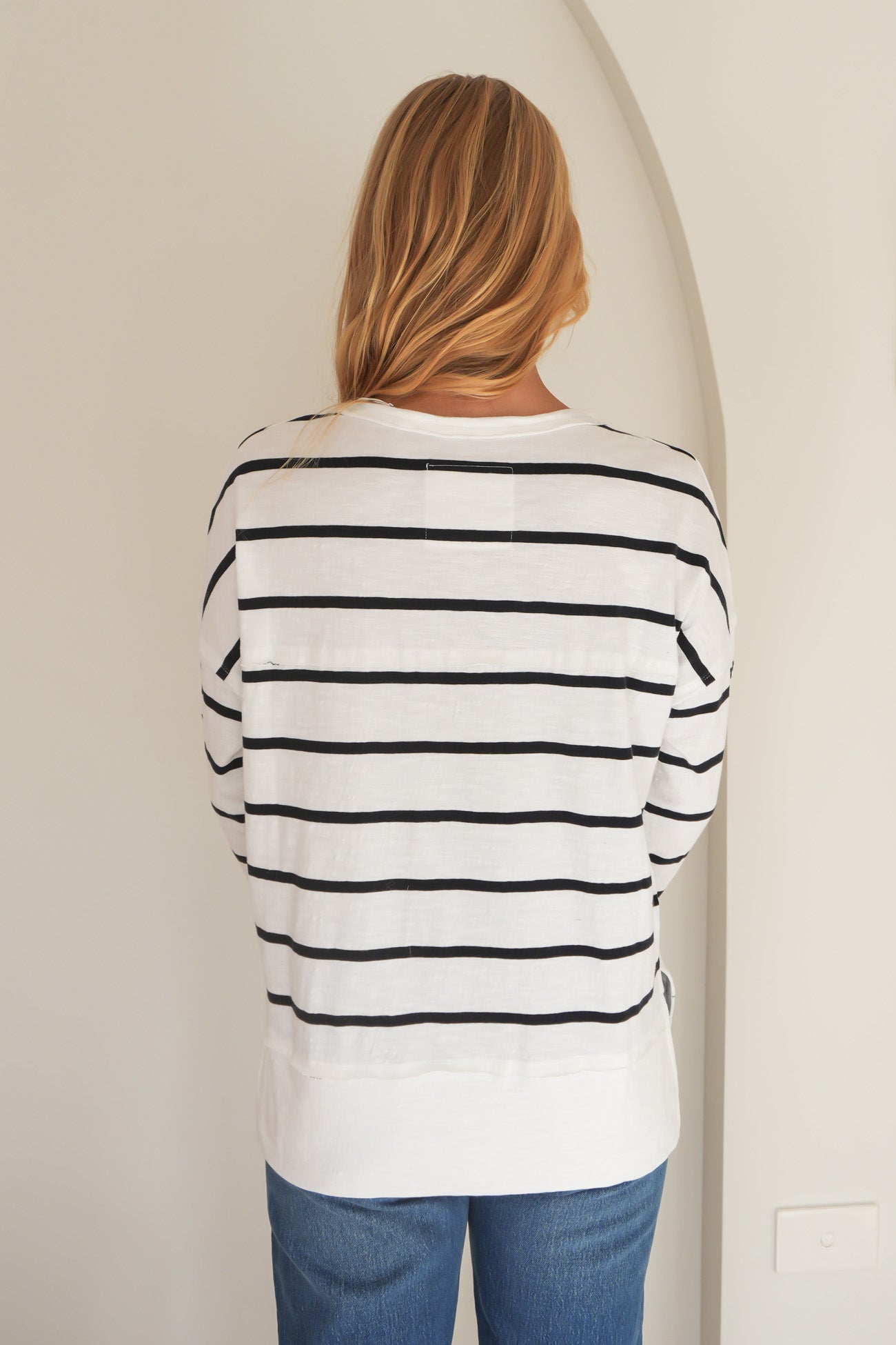 Jayne Stripe Throw On Top White Dark Sapphire