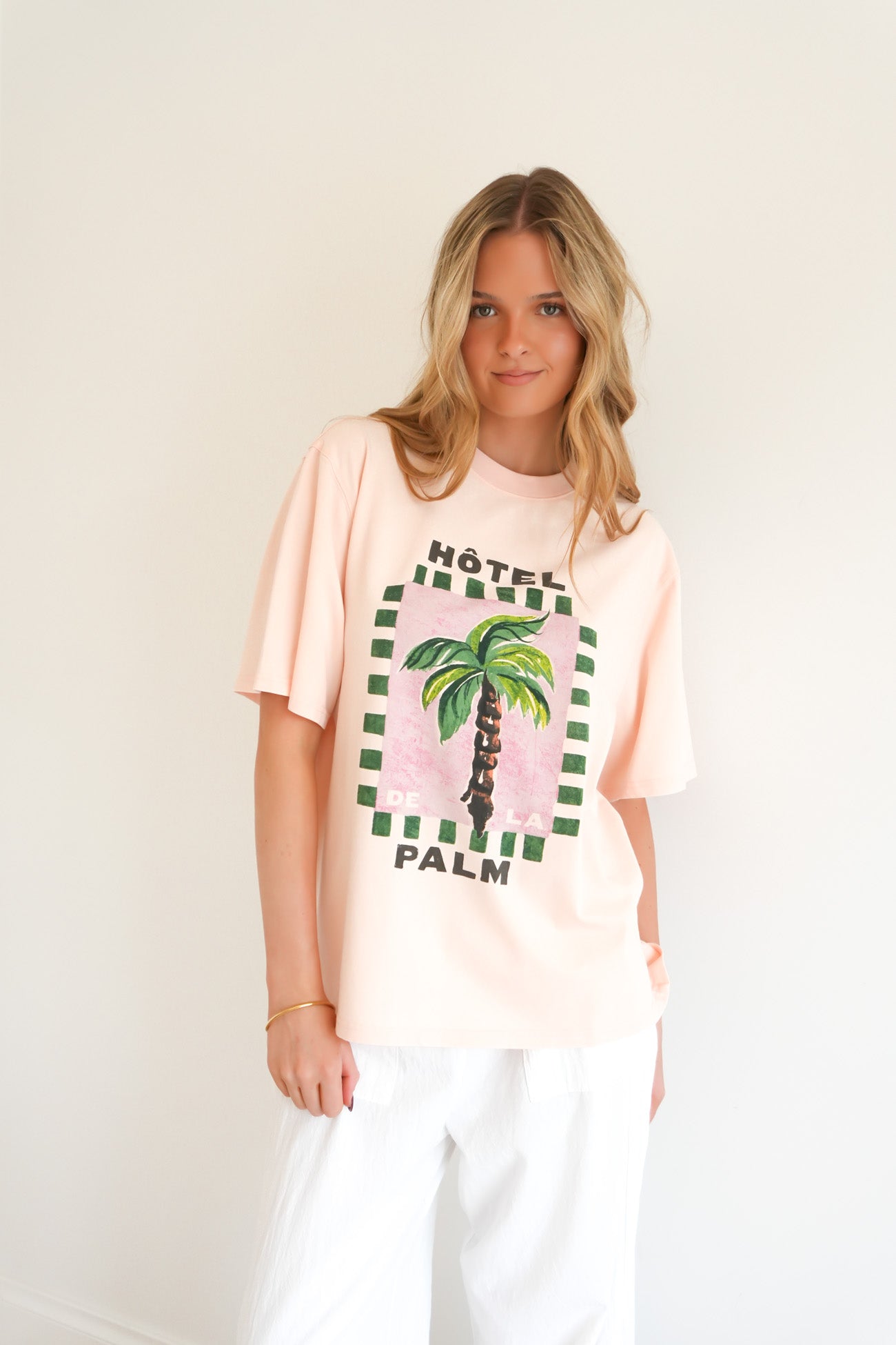 Jeana Tee Hotel Palm