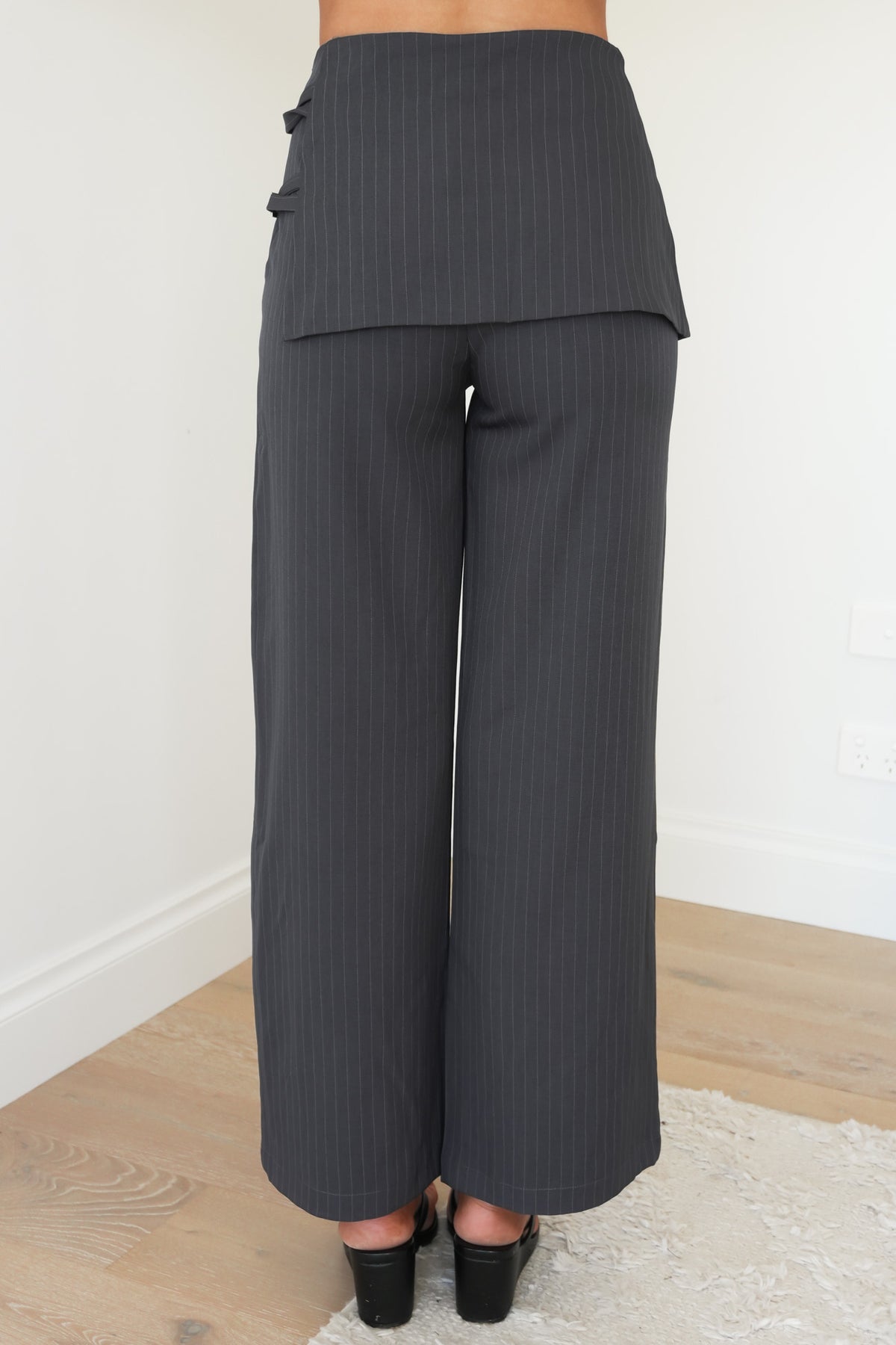 Jessilee Pant Grey Pinstripe