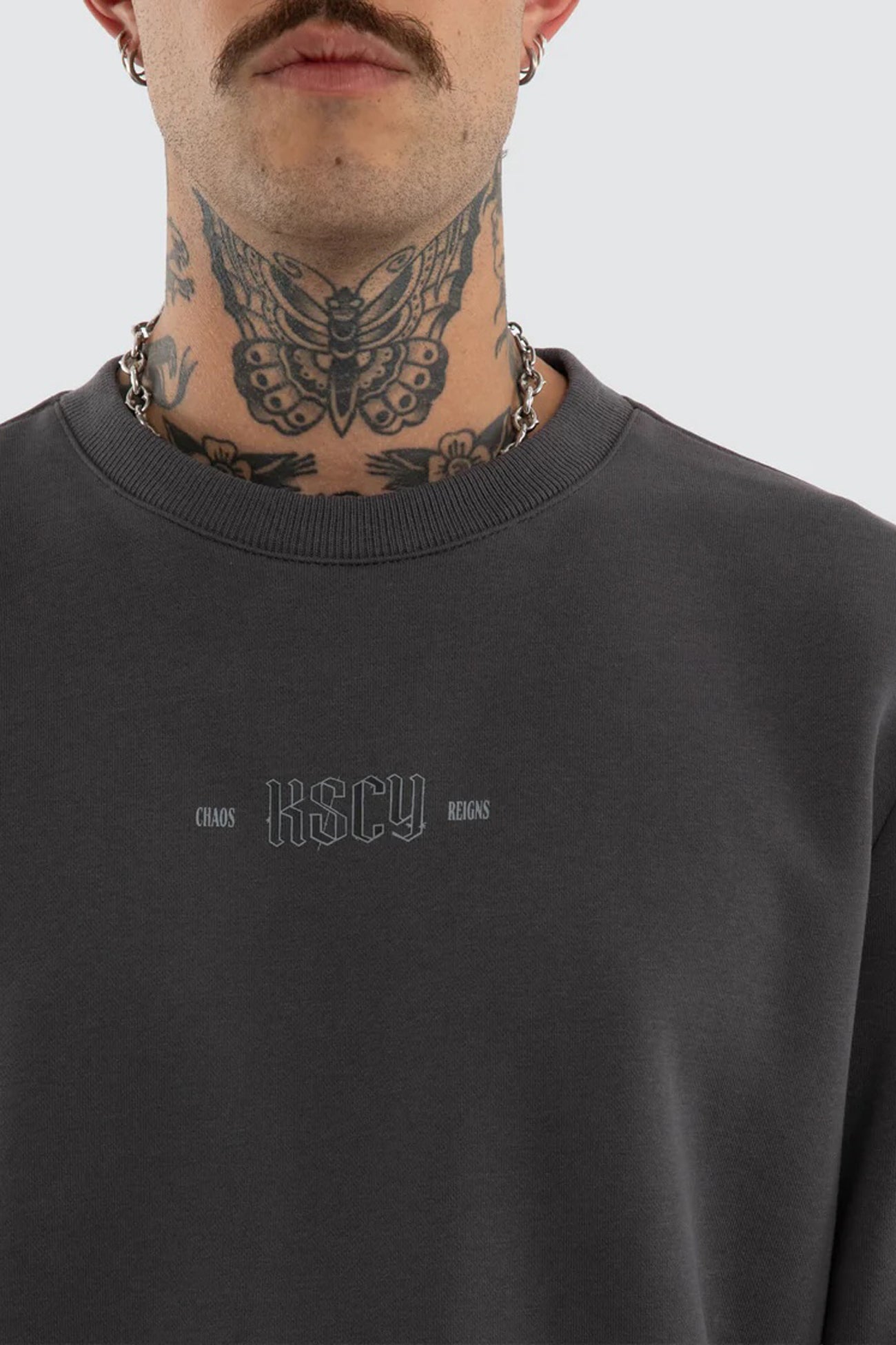 Insurgence Dual Curved Sweater Asphalt