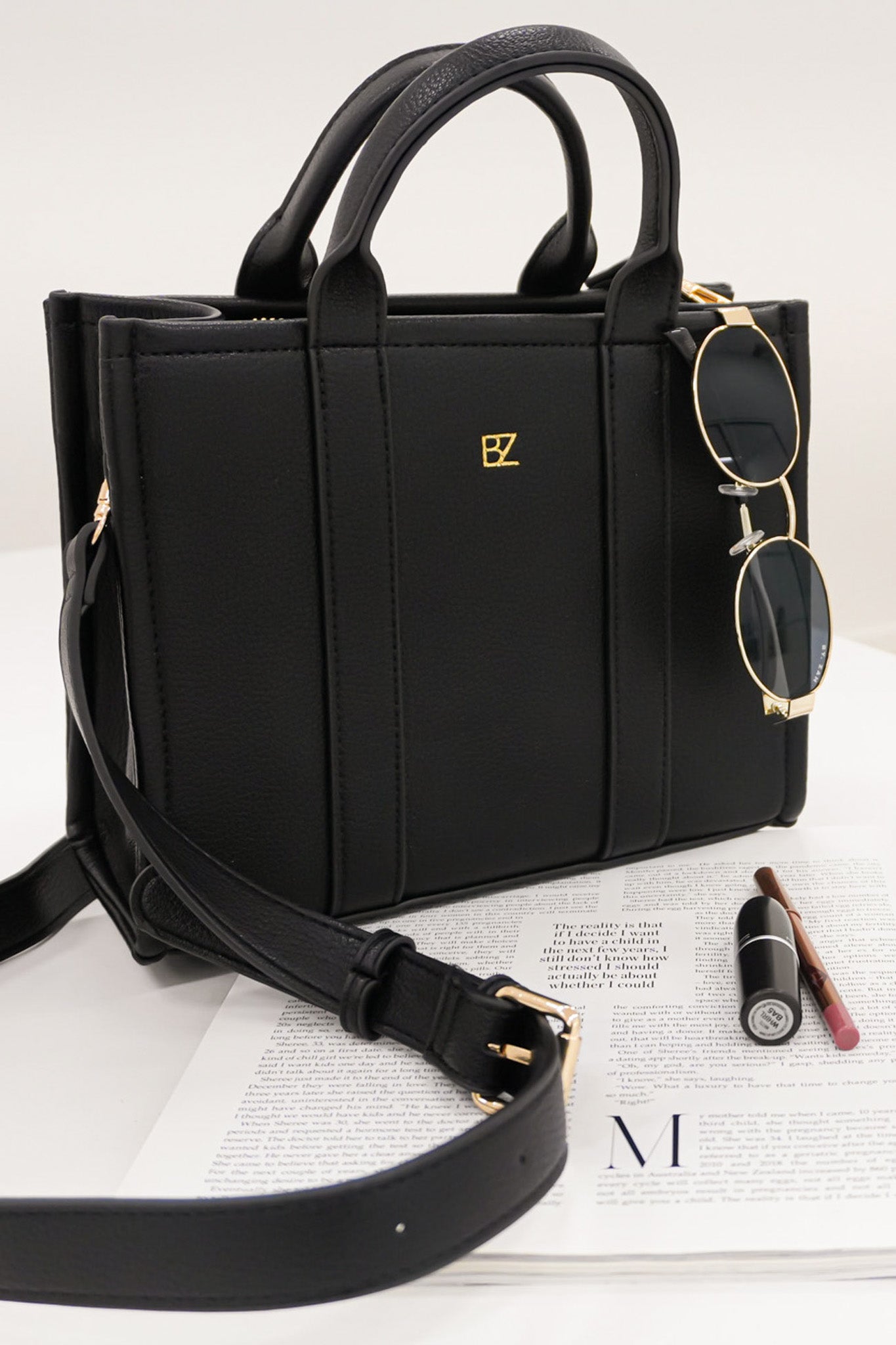 バッグ Kaiair Kaia Crossbody Tote Bag Black