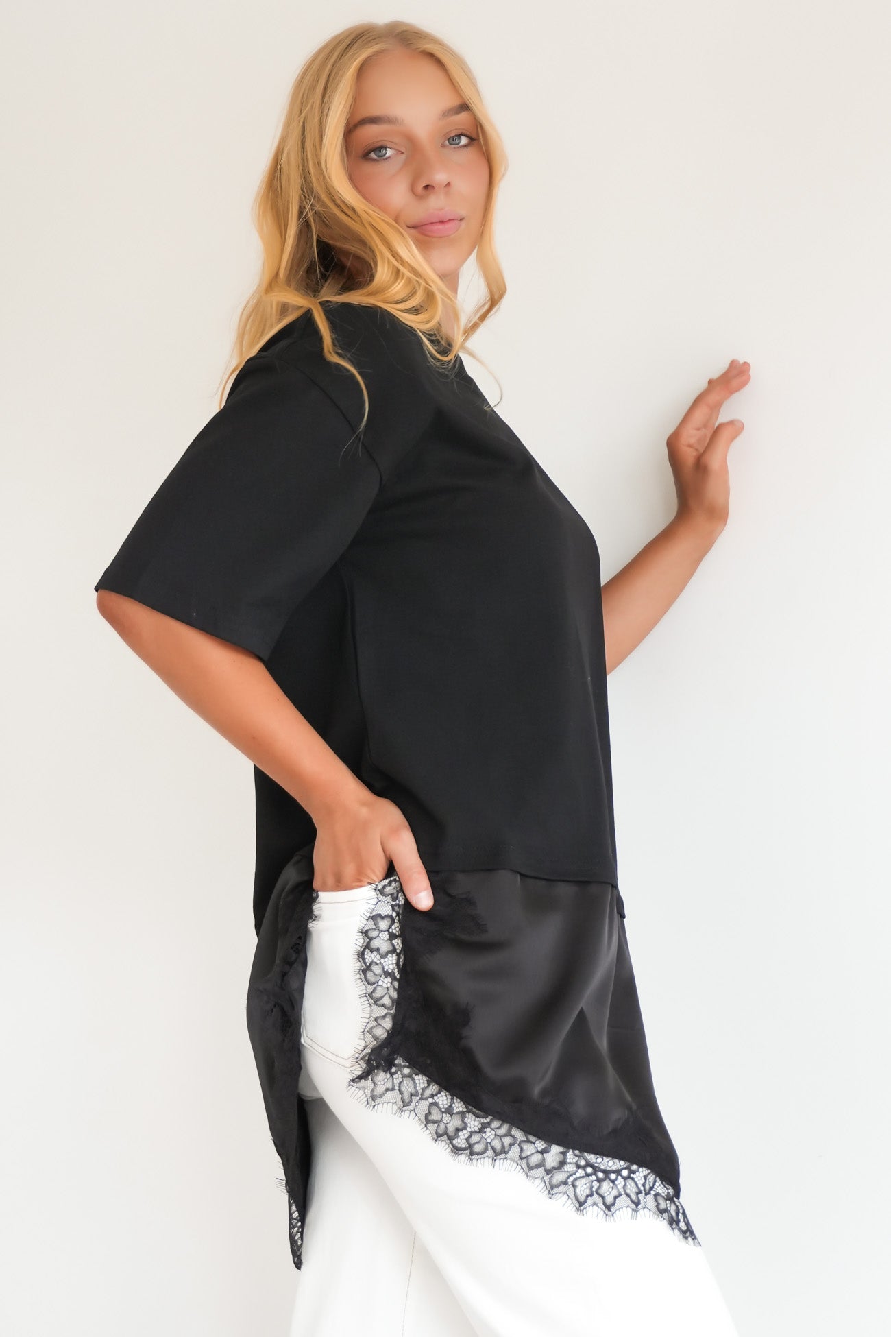 Kaylee Lace Tee Black