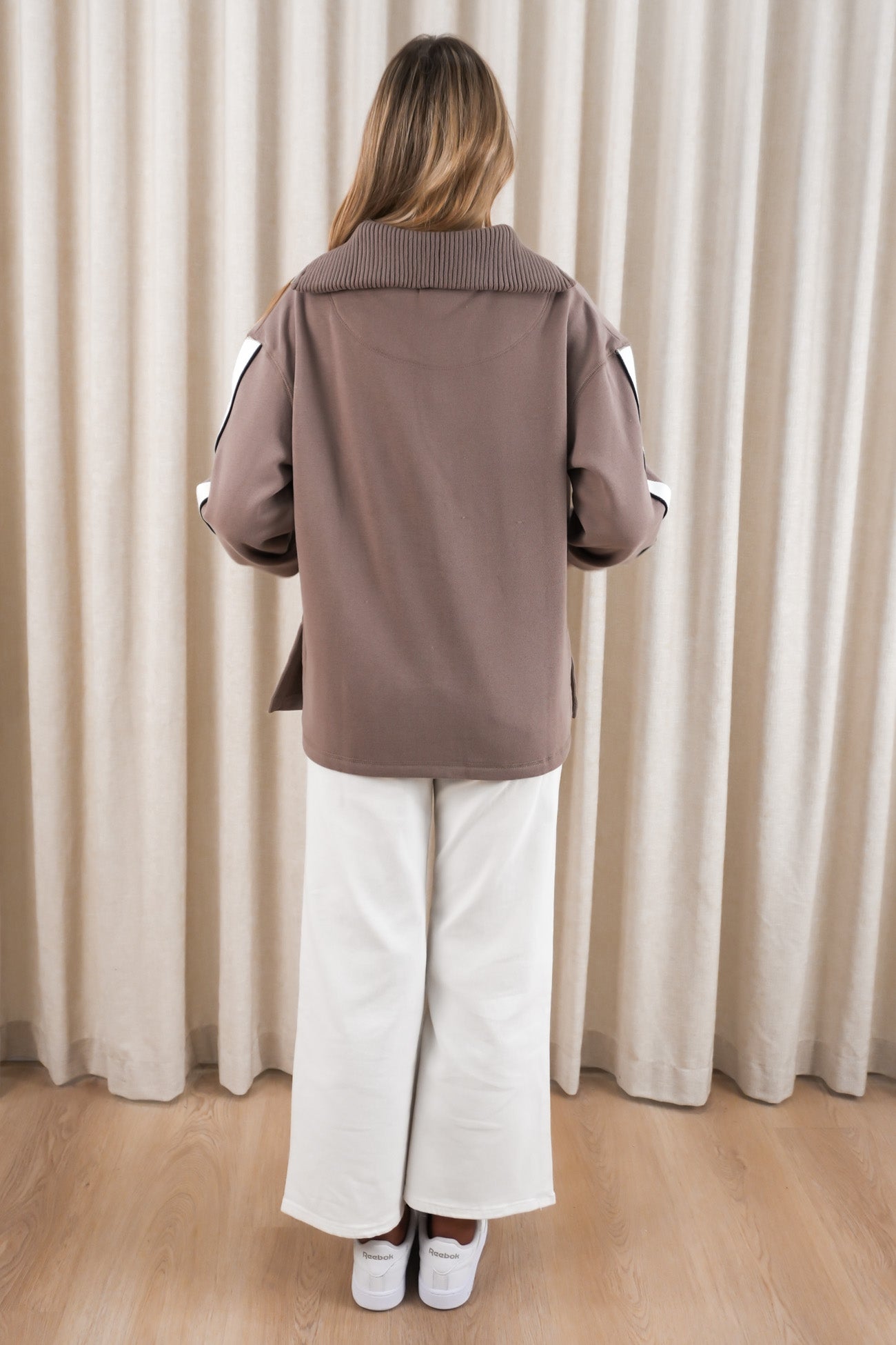 Knit Collar Crew Brown