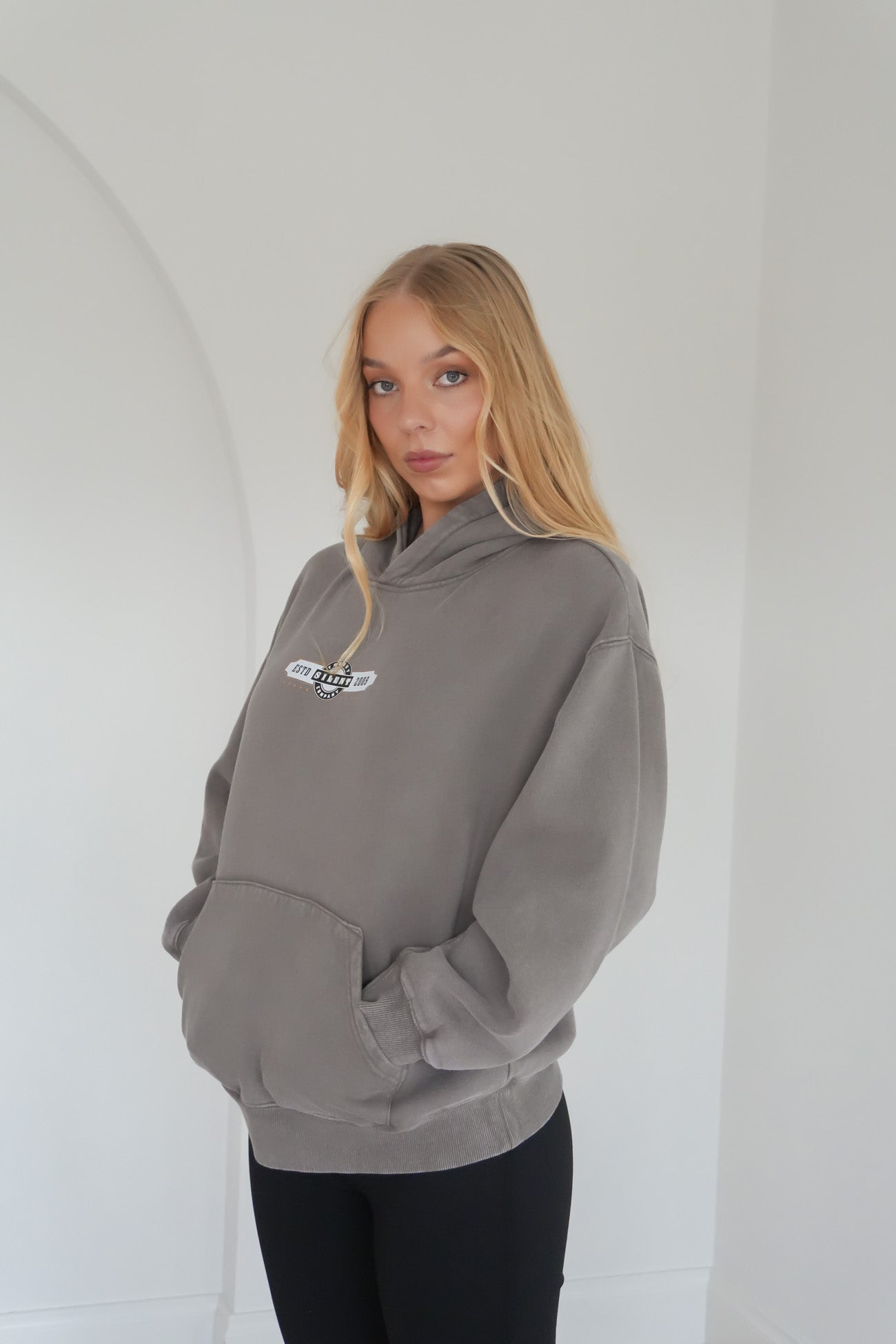 Legacy Hoodie Coal