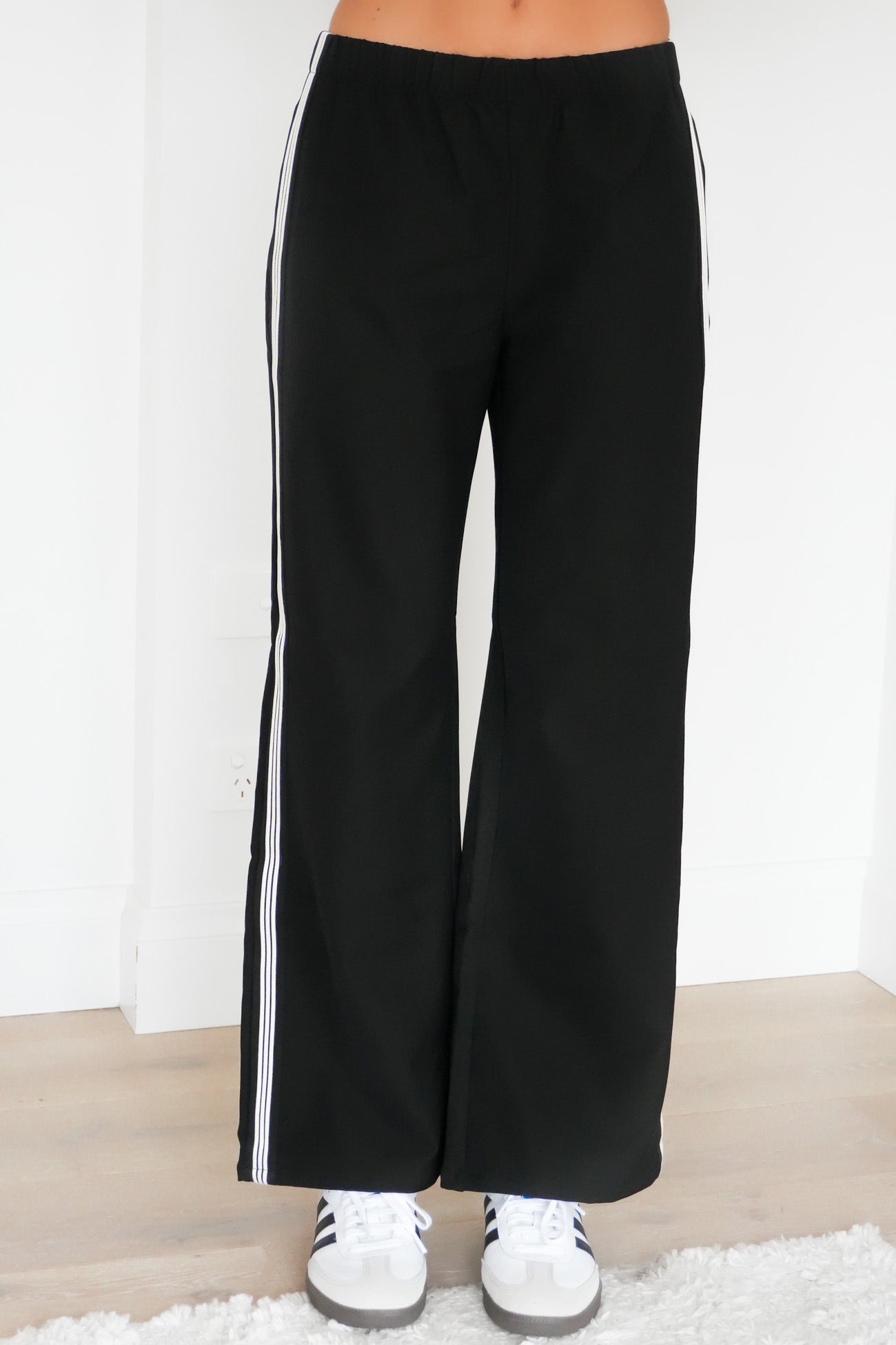 Lina Pant Black