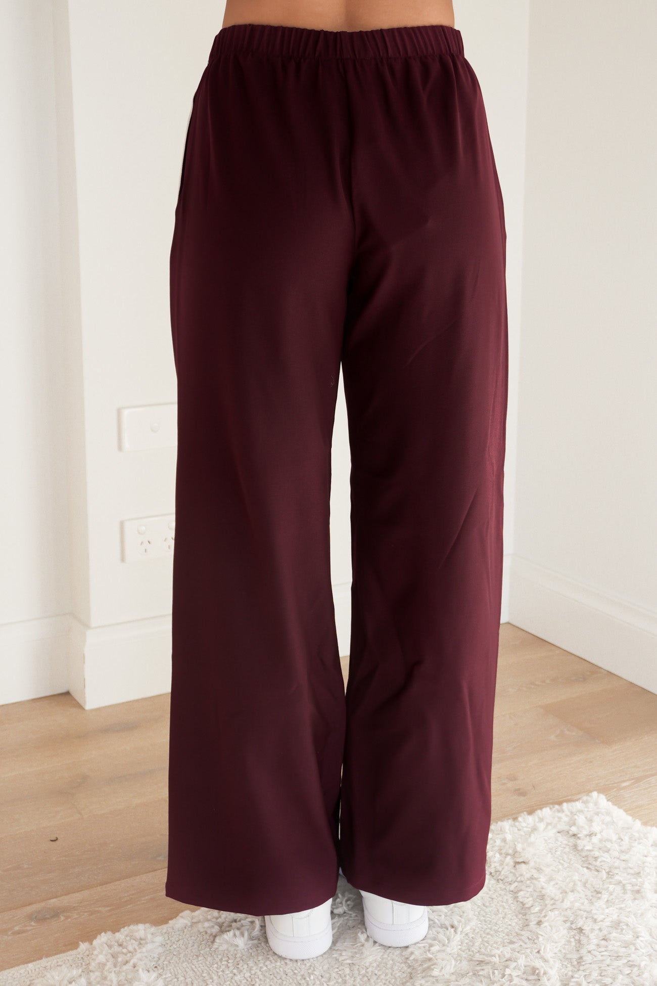 Lina Pant Wine