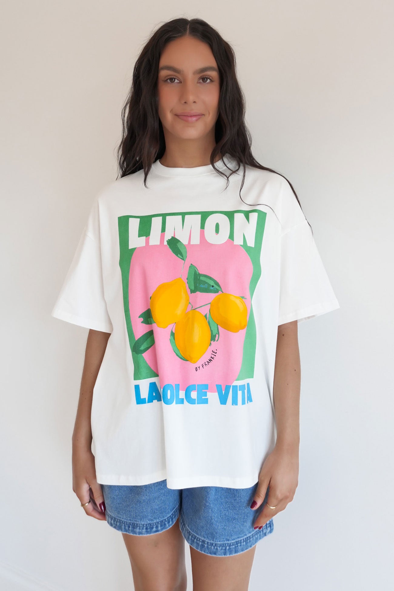 Livia Tee White