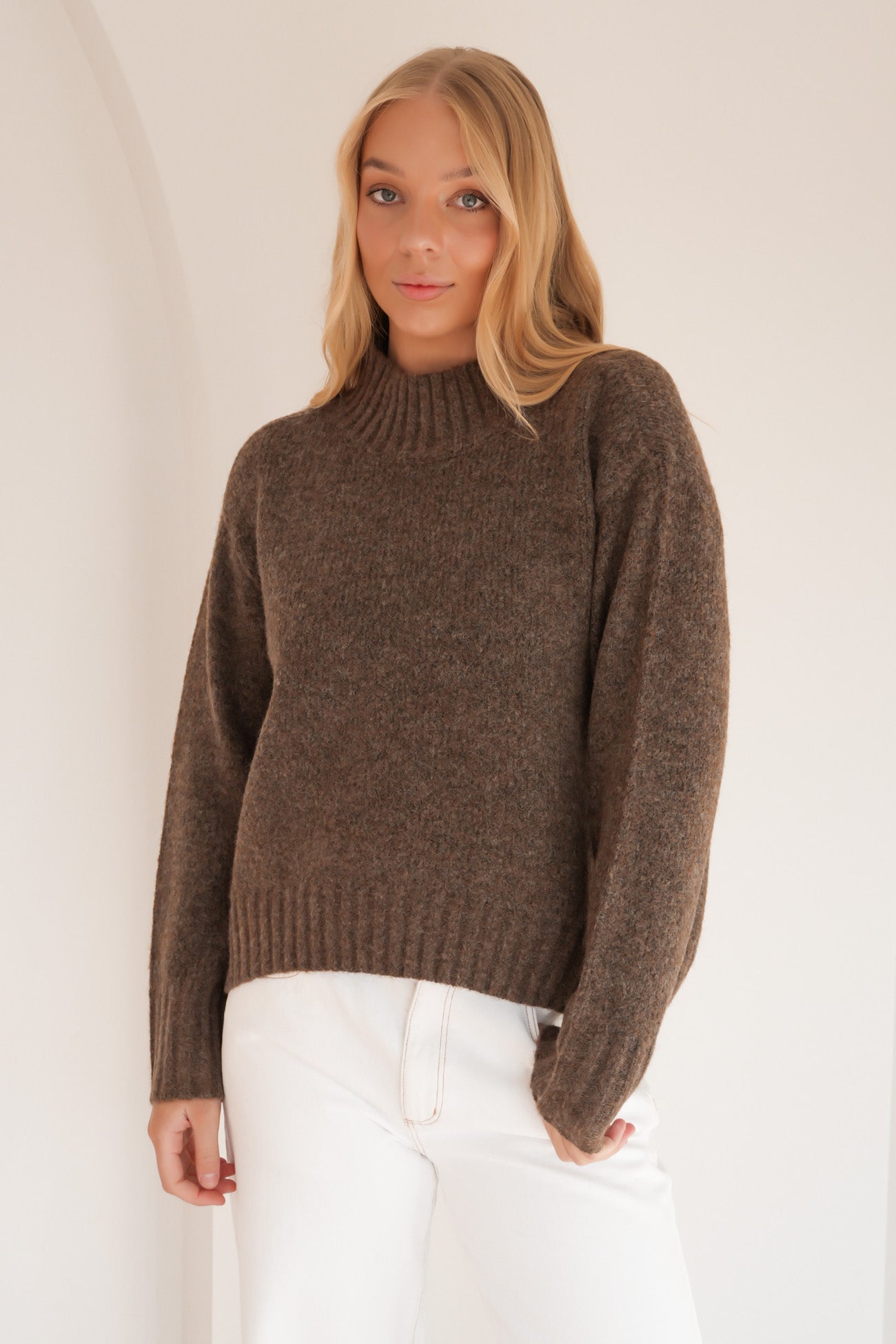 Lola Jumper Chocolate