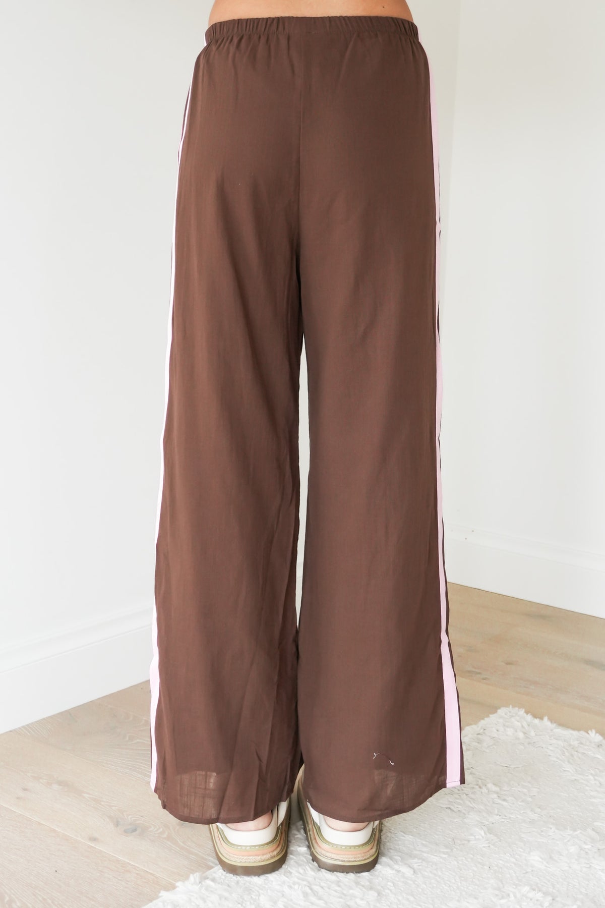 Loren Set Pink Chocolate Stripe