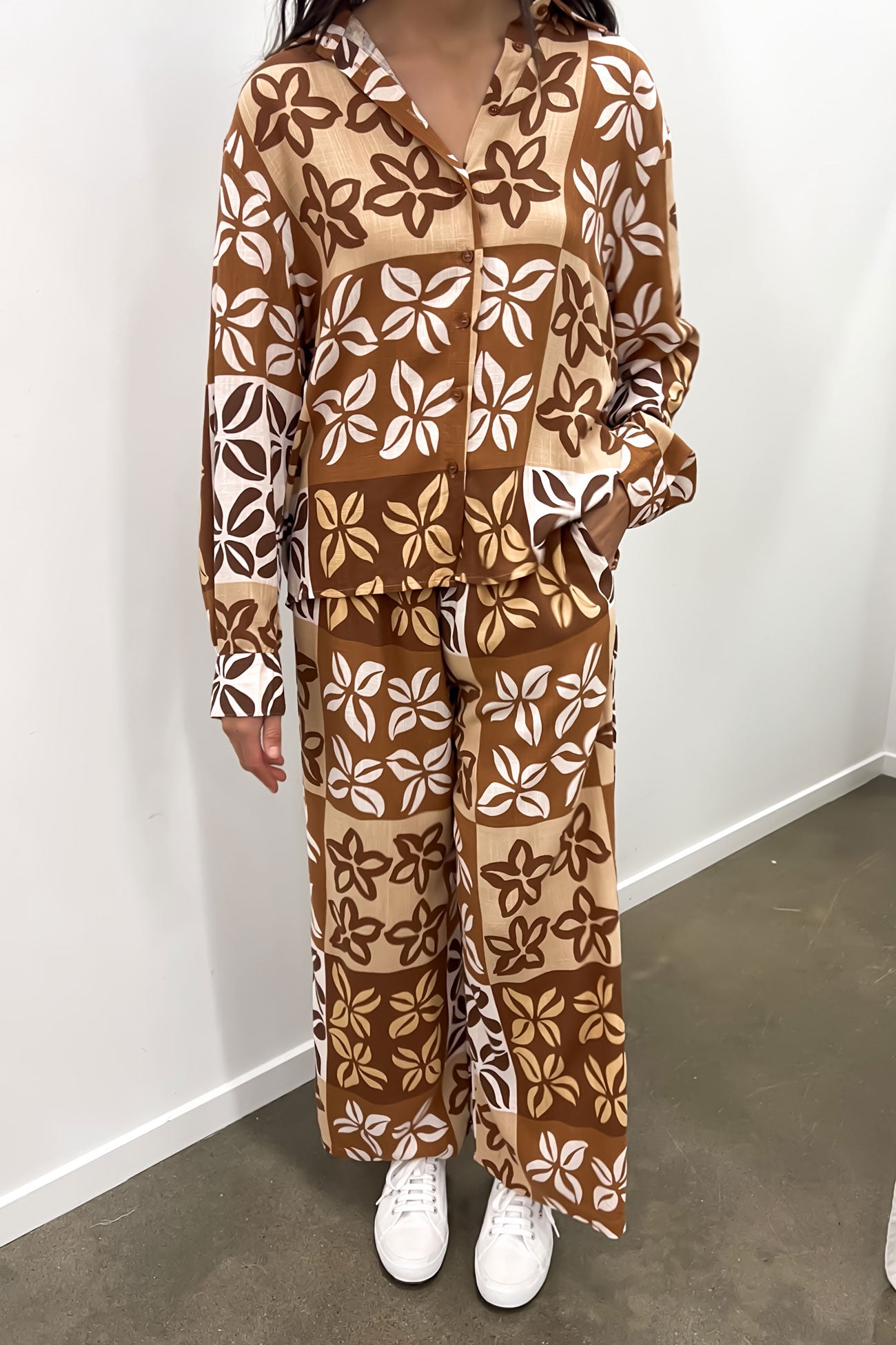 Lyra Top Brown Milan