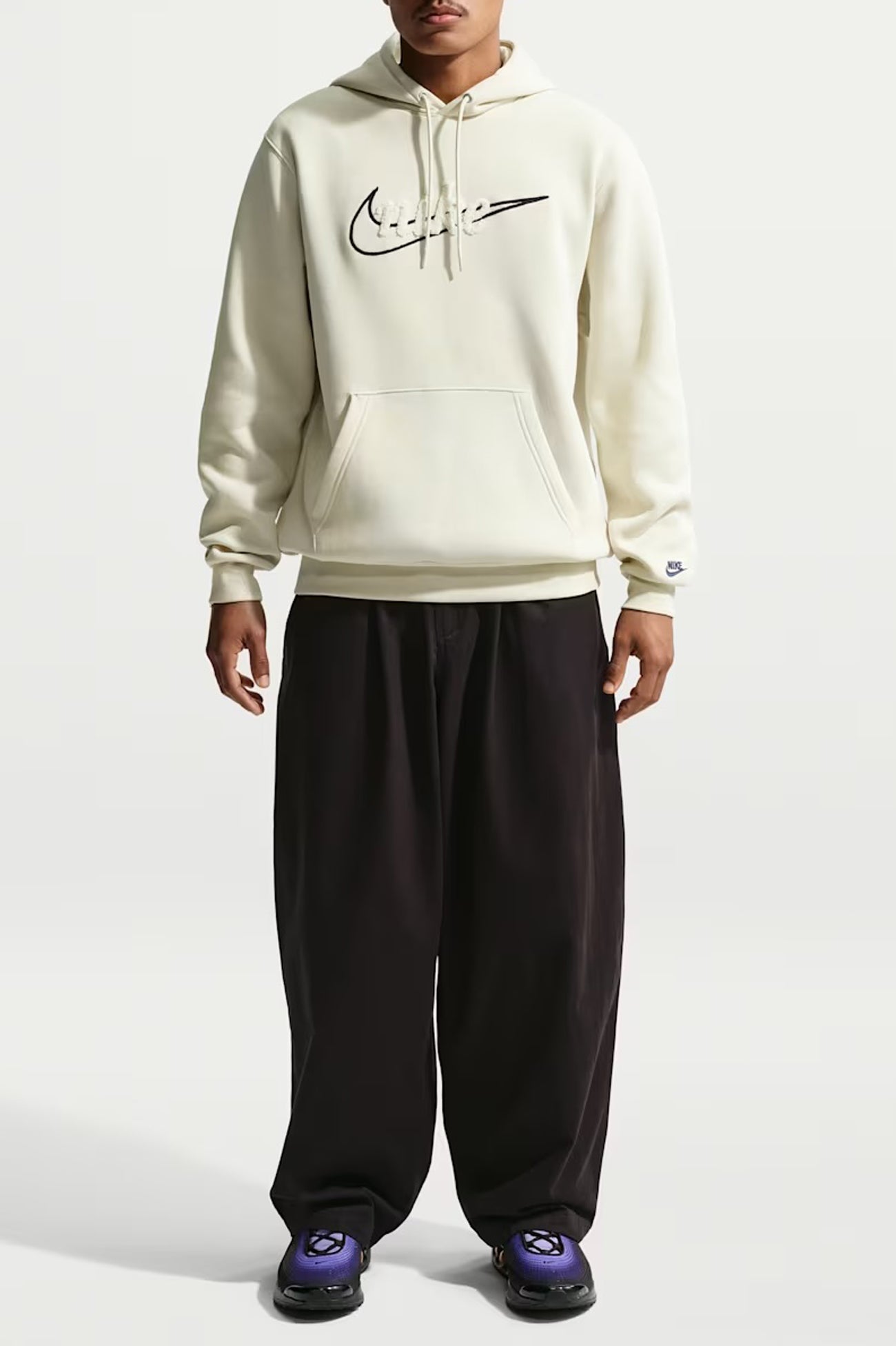 Nike Sportswear Club Hoodie Light Khaki Obsidian