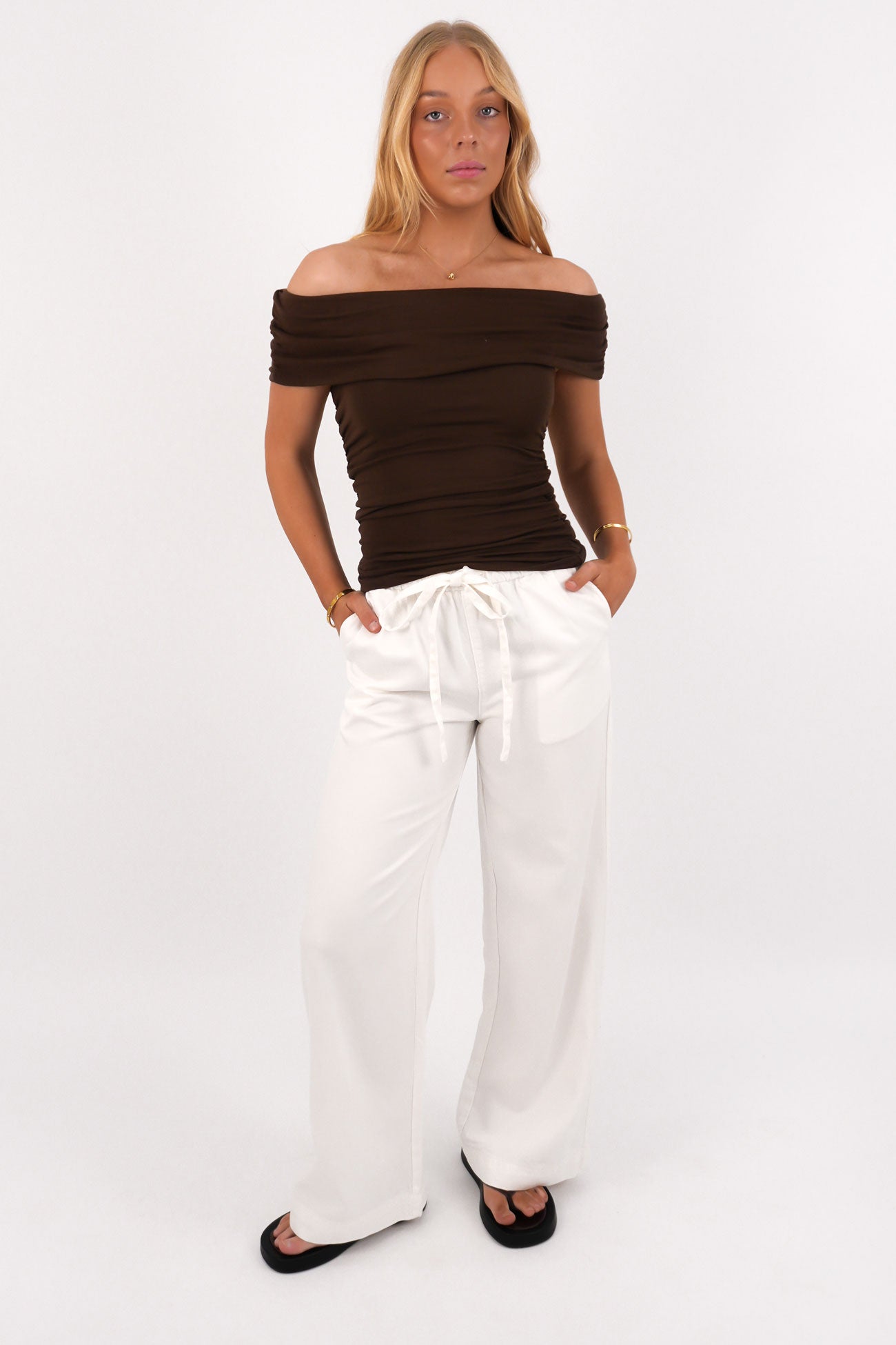 Maddie Knit Top Brown