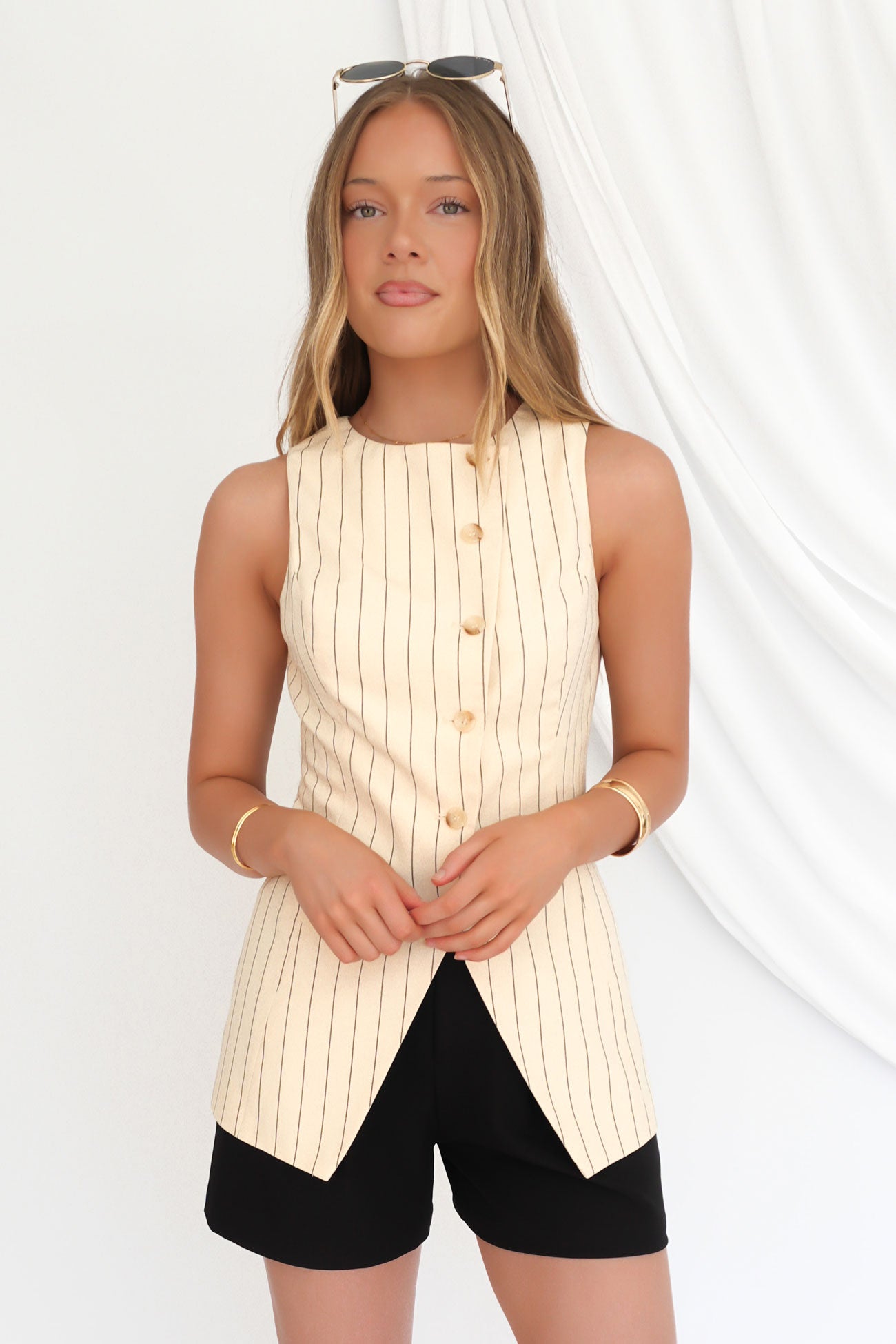 Maddox-Stripe-Vest-Beige-f22jpg