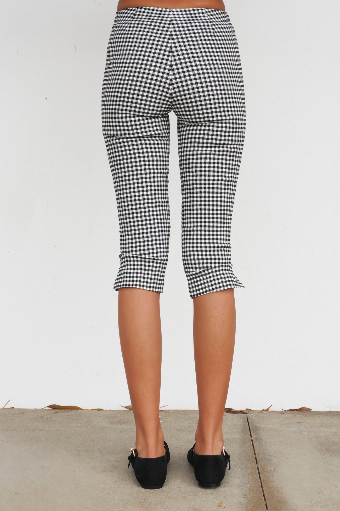 Maralyn Capri Pant Black Gingham