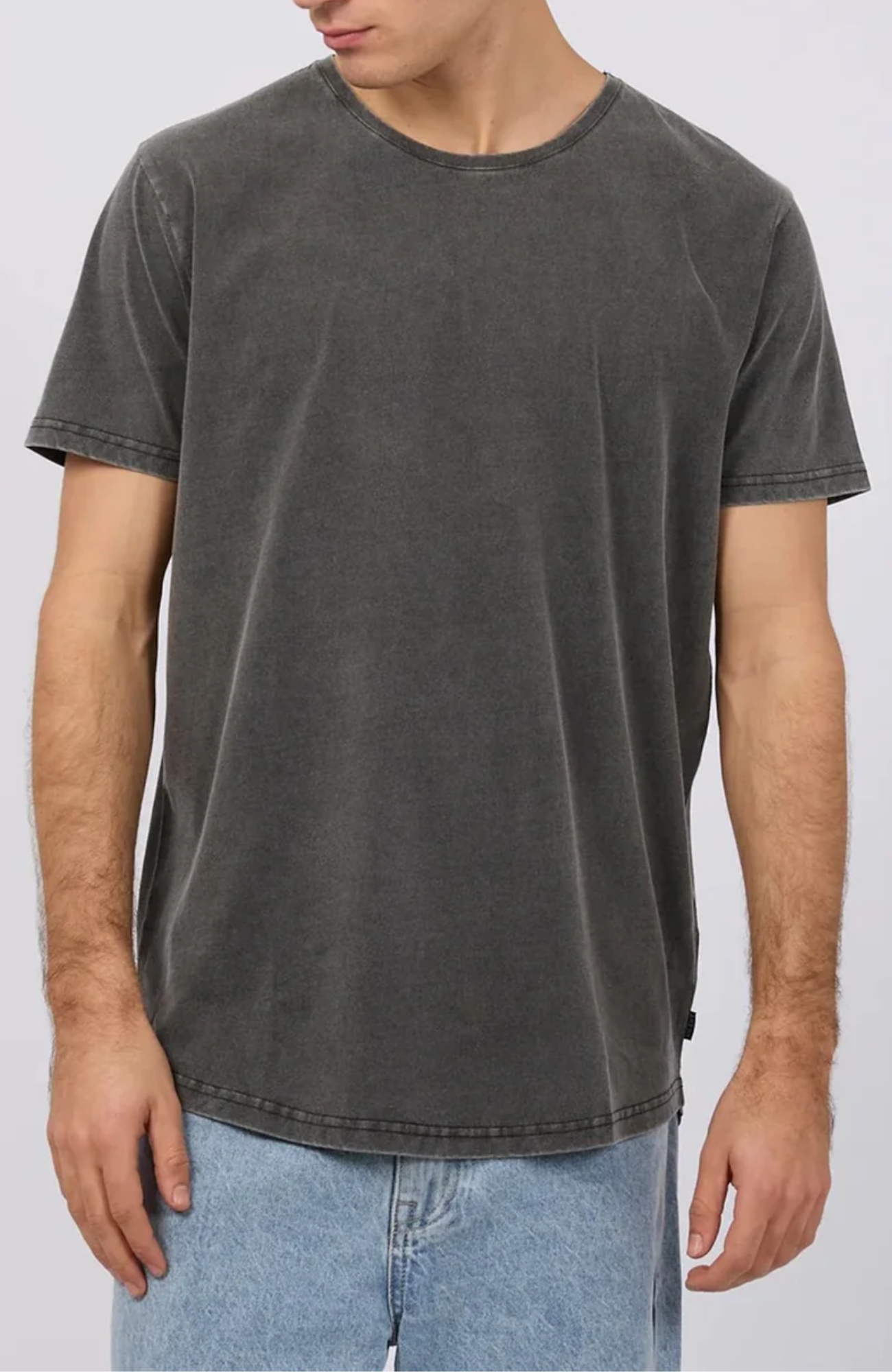 Tail Tee Lead