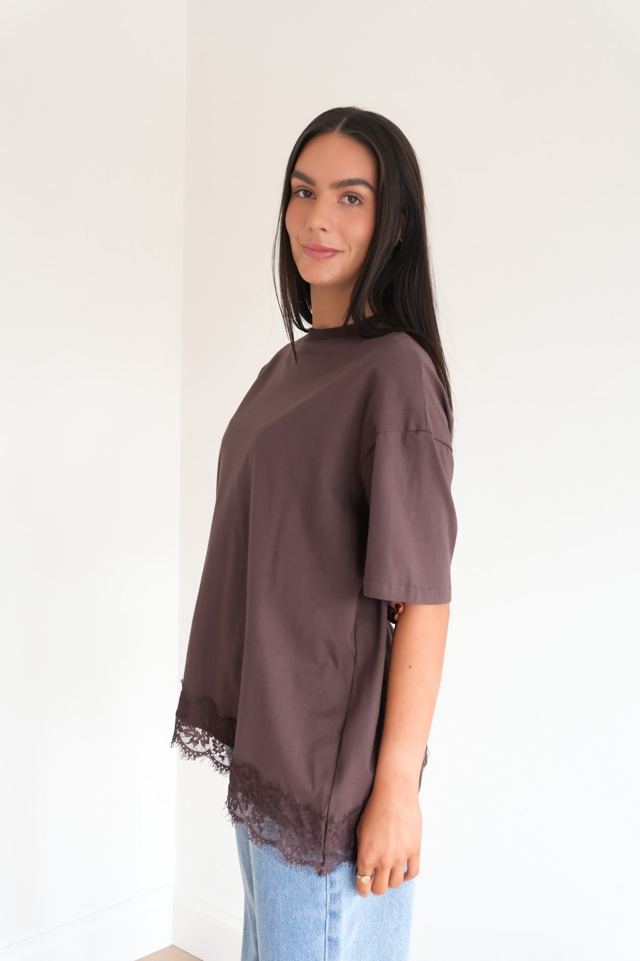 Melanie Lace Tee Chocolate