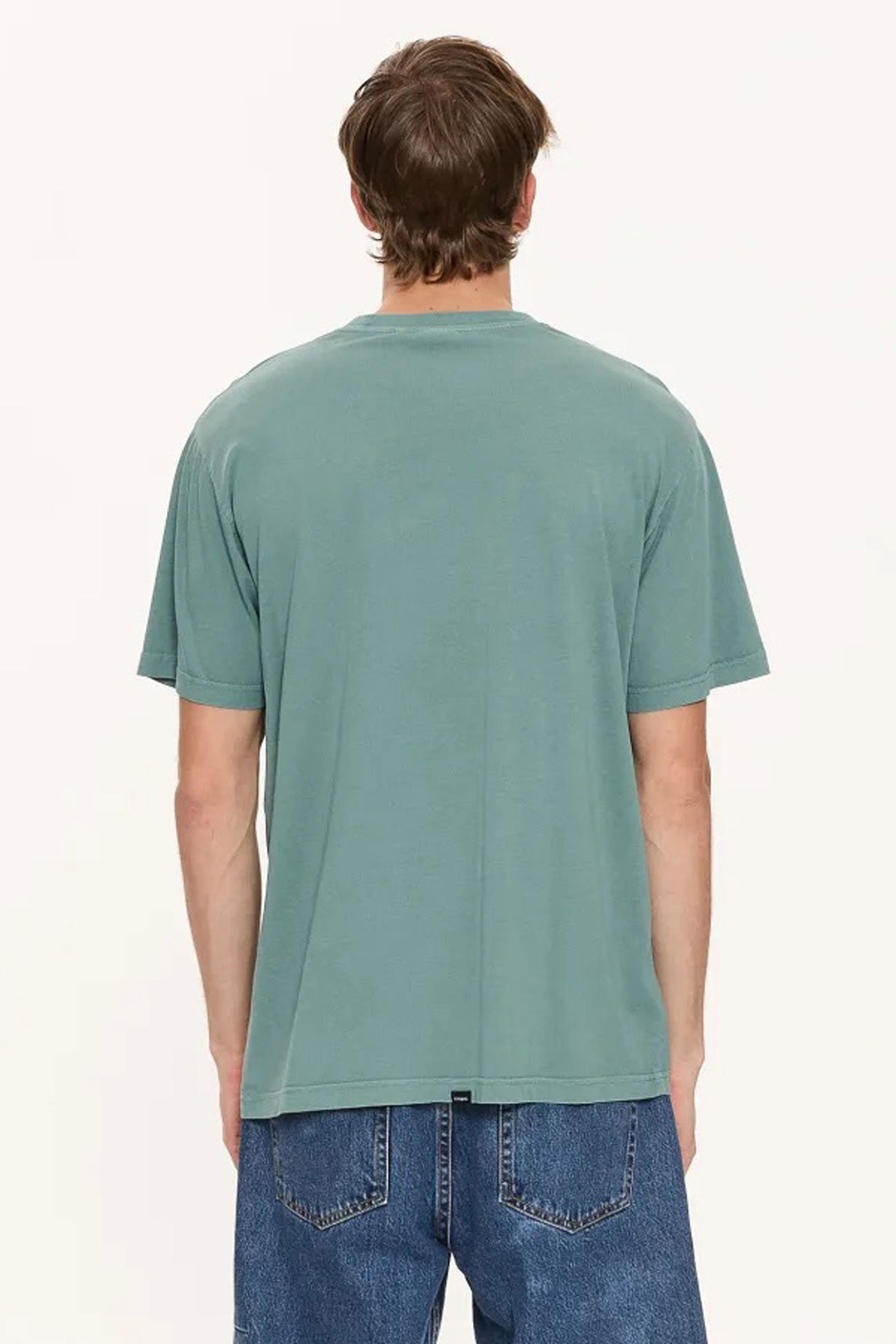 Minimal-Thrills-Merch-Fit-Tee-Green-Coast2