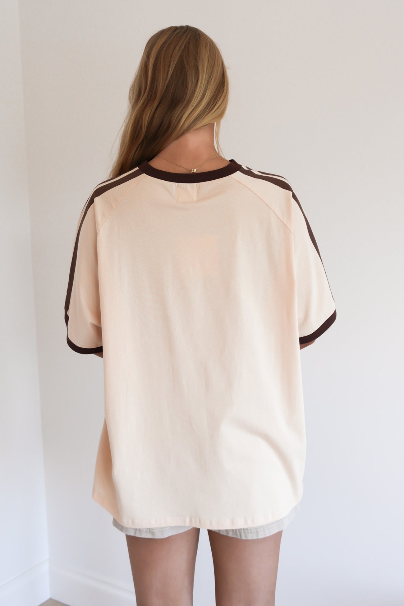 Most Wanted Tee Beige