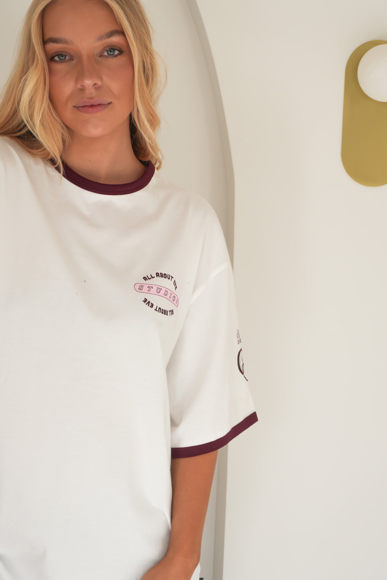 Motion Oversized Tee Vintage White