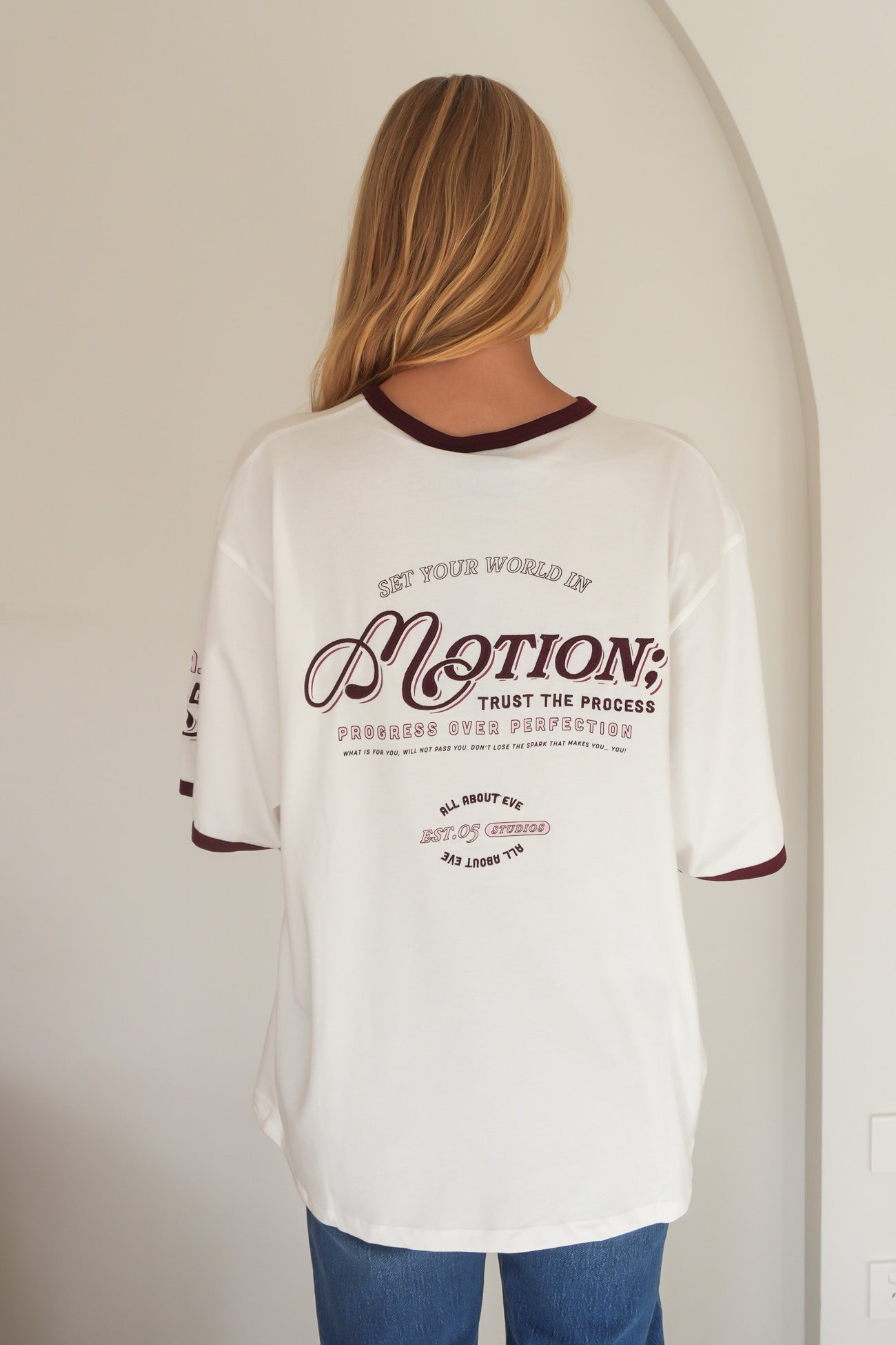 Motion Oversized Tee Vintage White