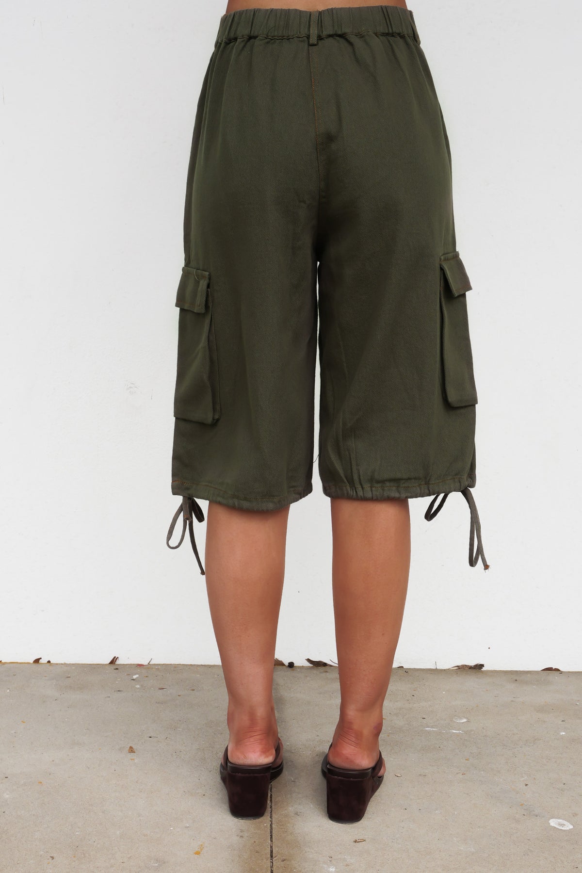 Naomie Cargo Jort Khaki