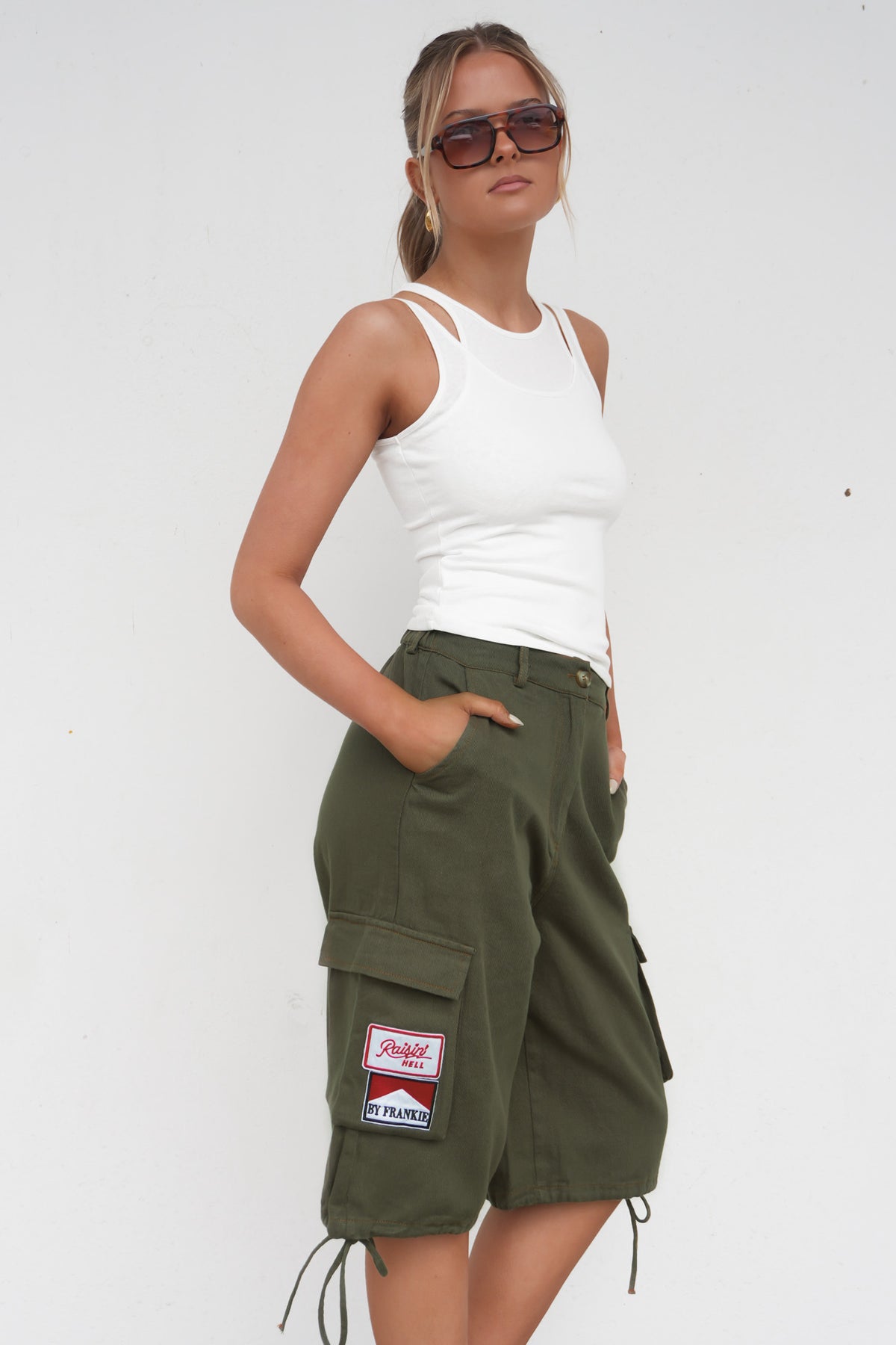 Naomie Cargo Jort Khaki