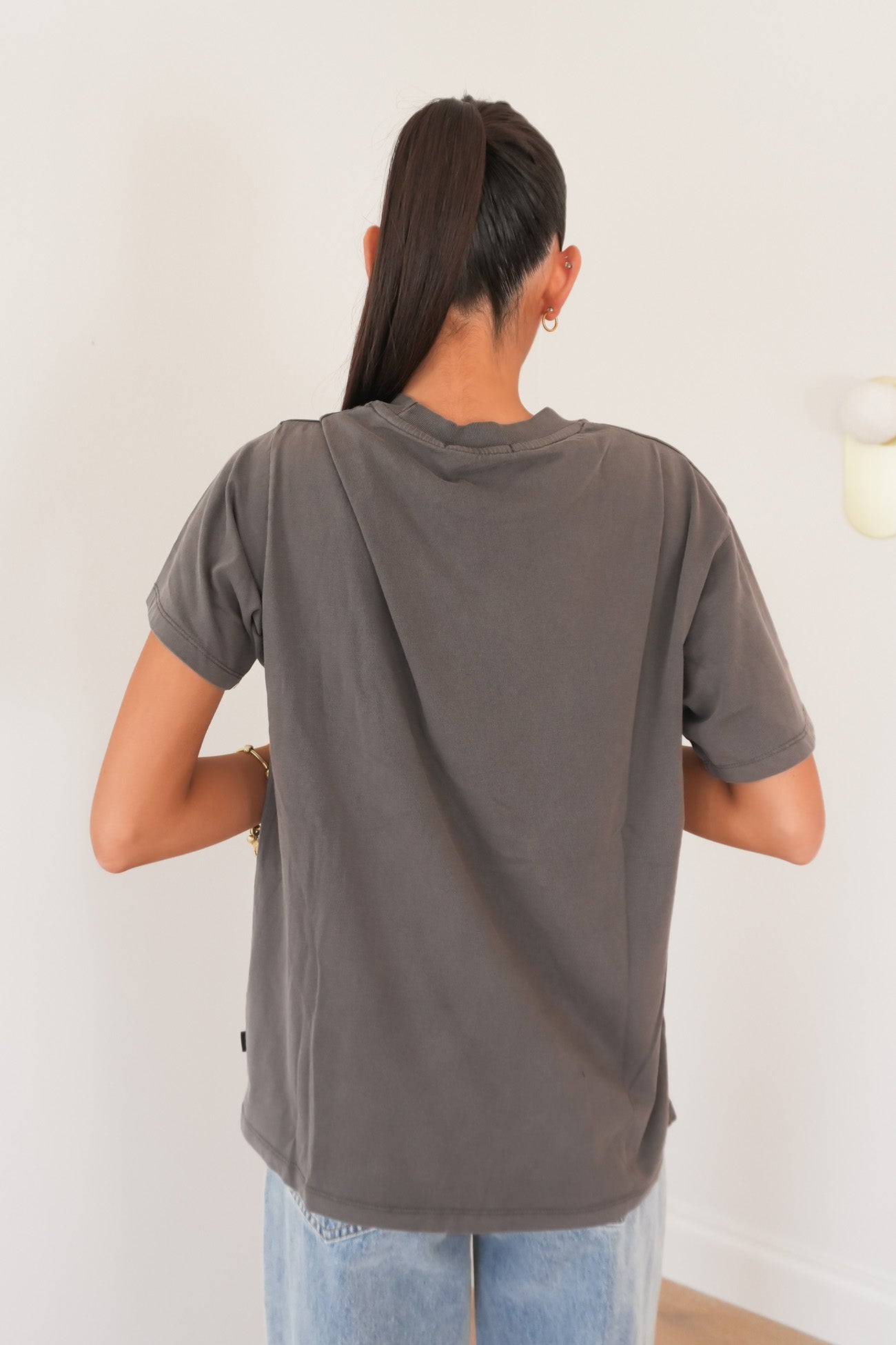 Nashville Relaxed Tee Charcoal