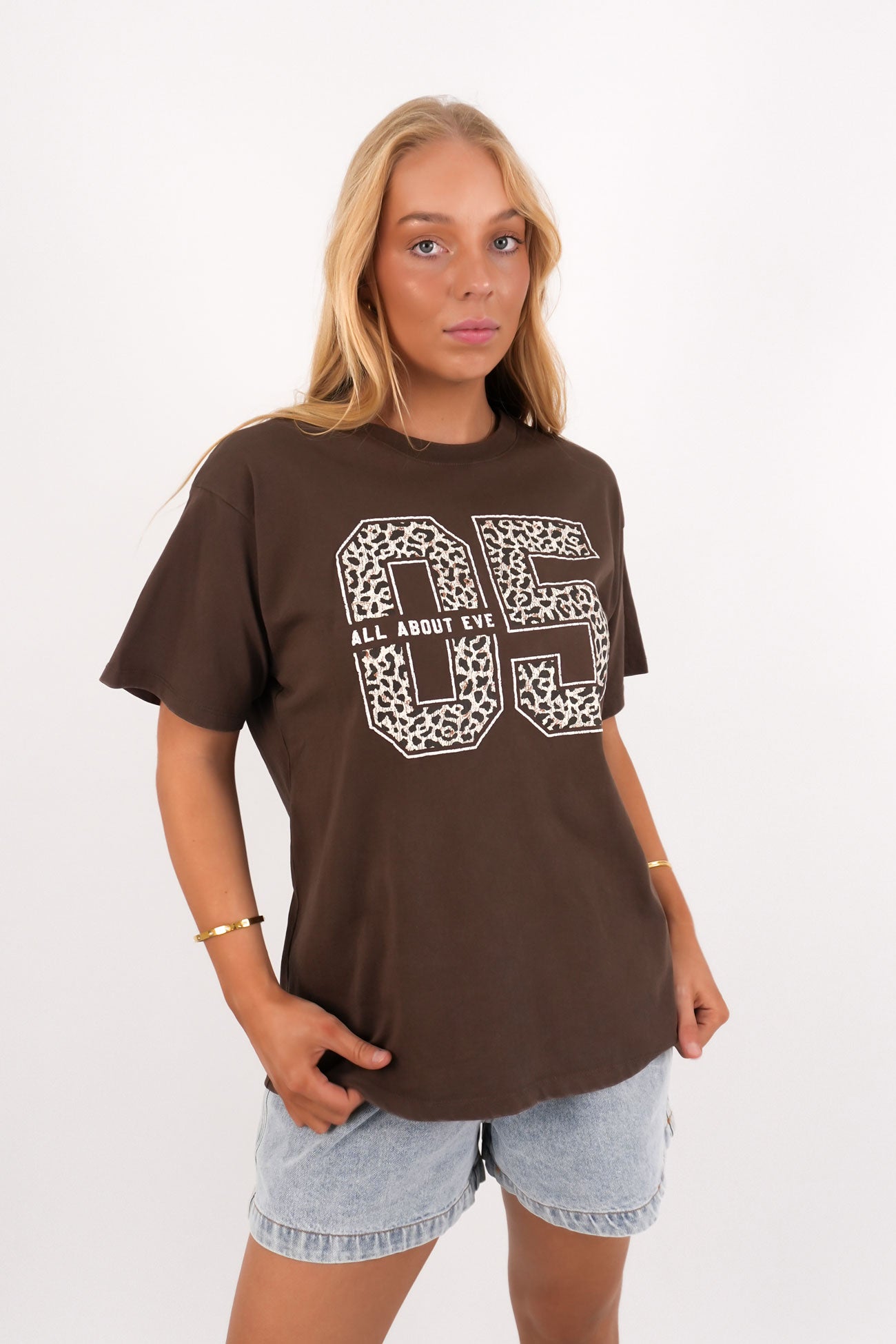 Nico Relaxed Tee Brown