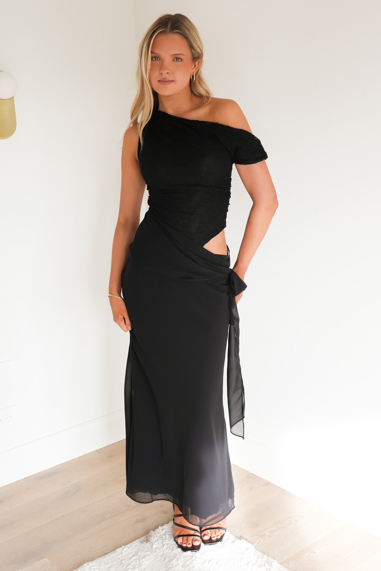 Nicola Maxi Dress Black